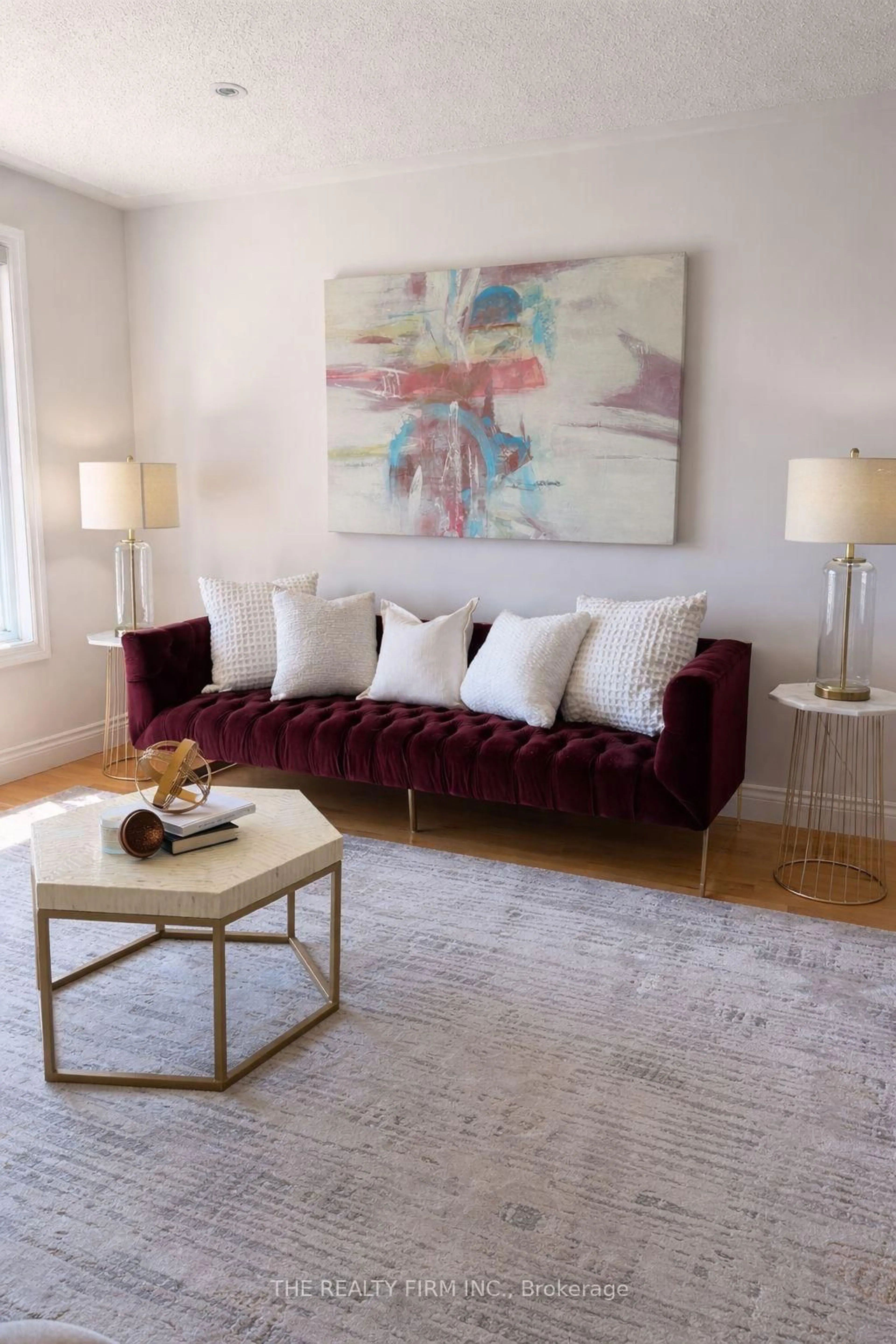 Living room with furniture, unknown for 827 Classic Dr, London East Ontario N5W 5T4