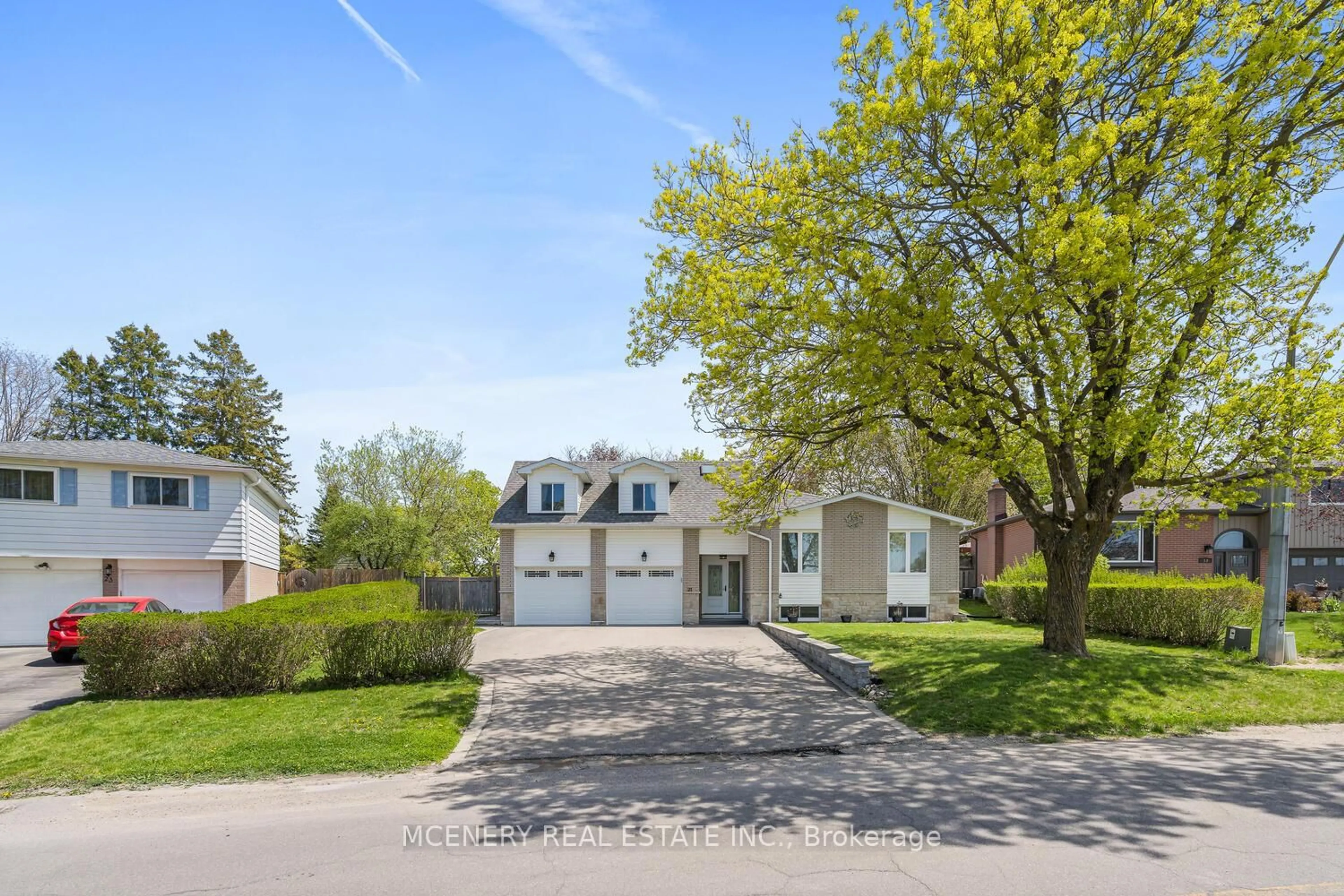 Home with brick exterior material, street for 21 ERINDALE Dr, Erin Ontario N0B 1T0