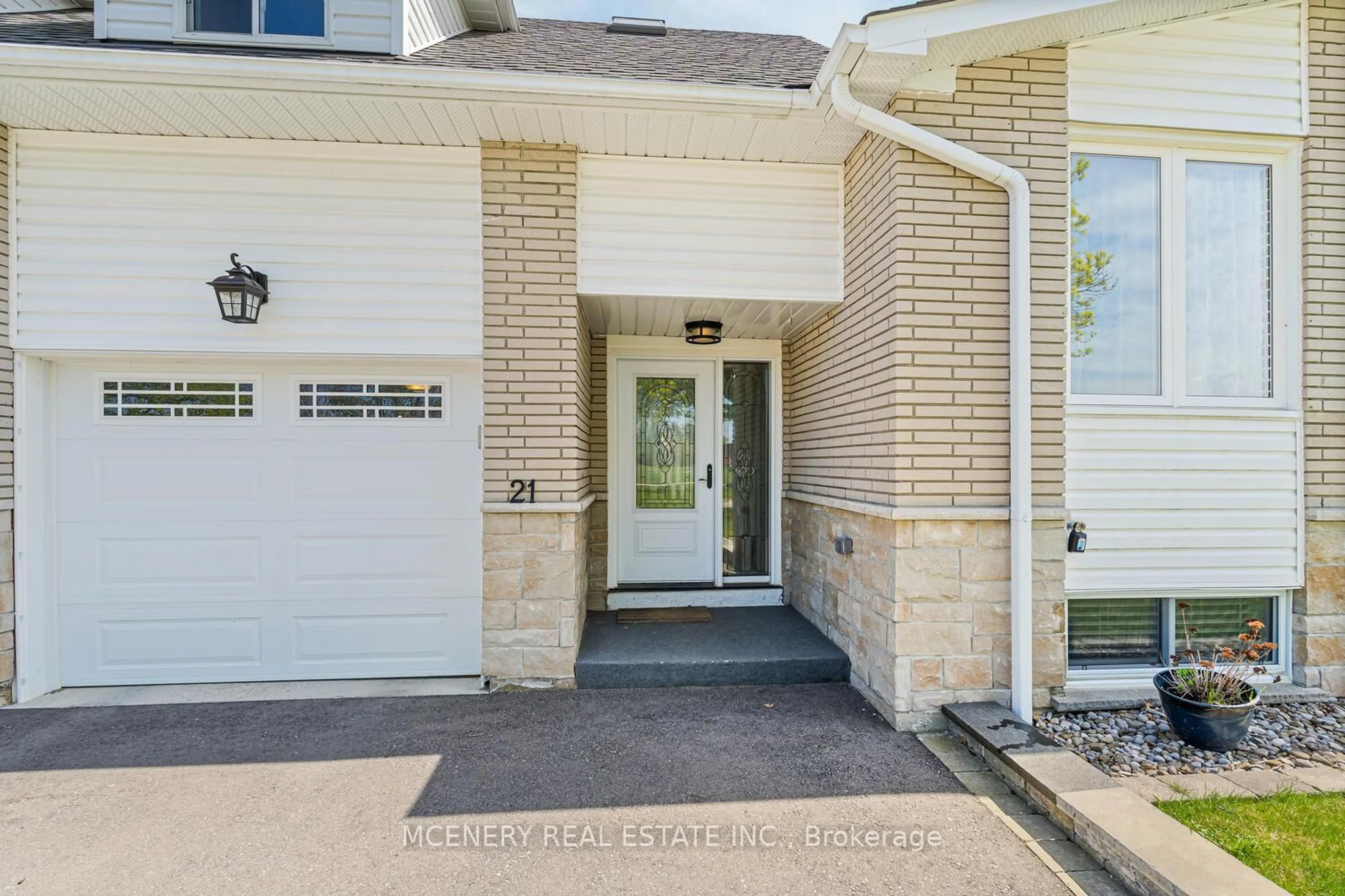 Unknown for 21 ERINDALE Dr, Erin Ontario N0B 1T0