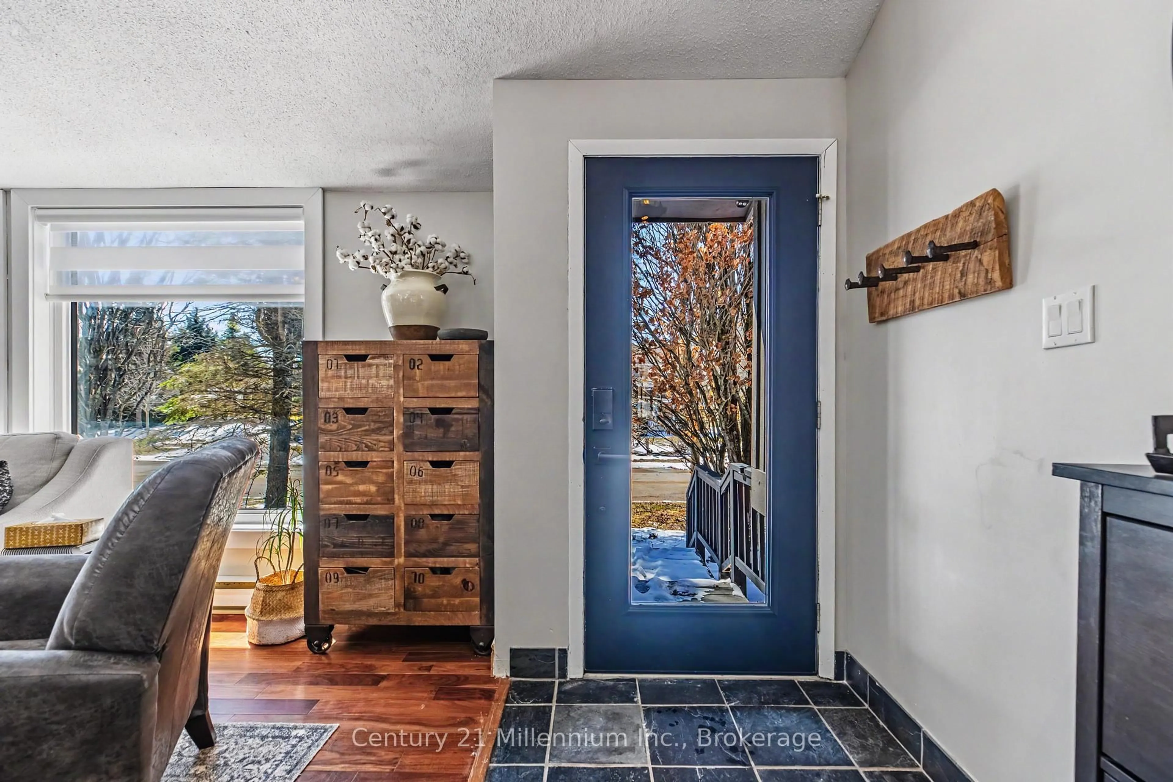 Indoor entryway for 1 Armstrong Cres, Grey Highlands Ontario N0C 1H0