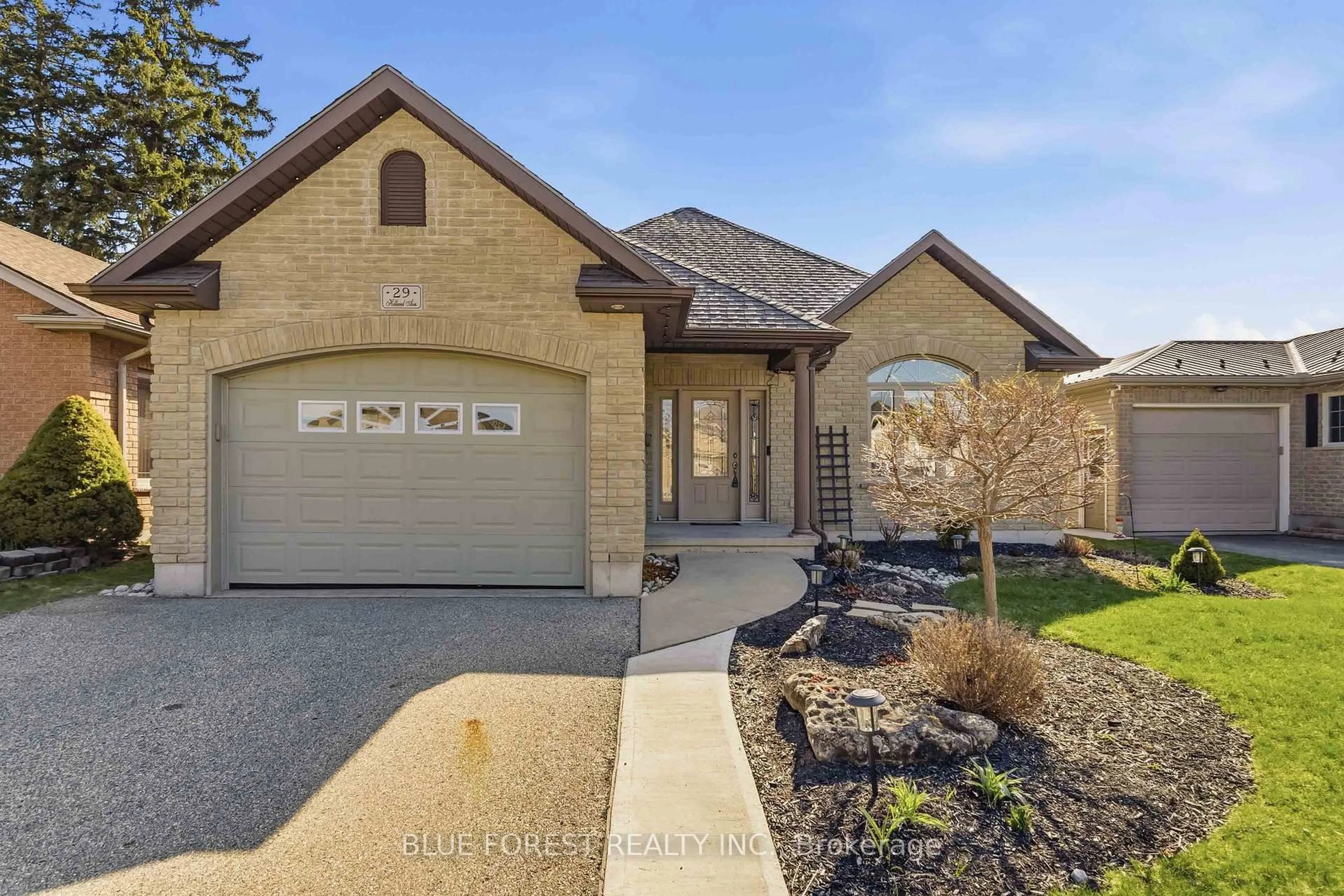 Home with brick exterior material, street for 29 Holland Ave, Aylmer Ontario N5H 3J2