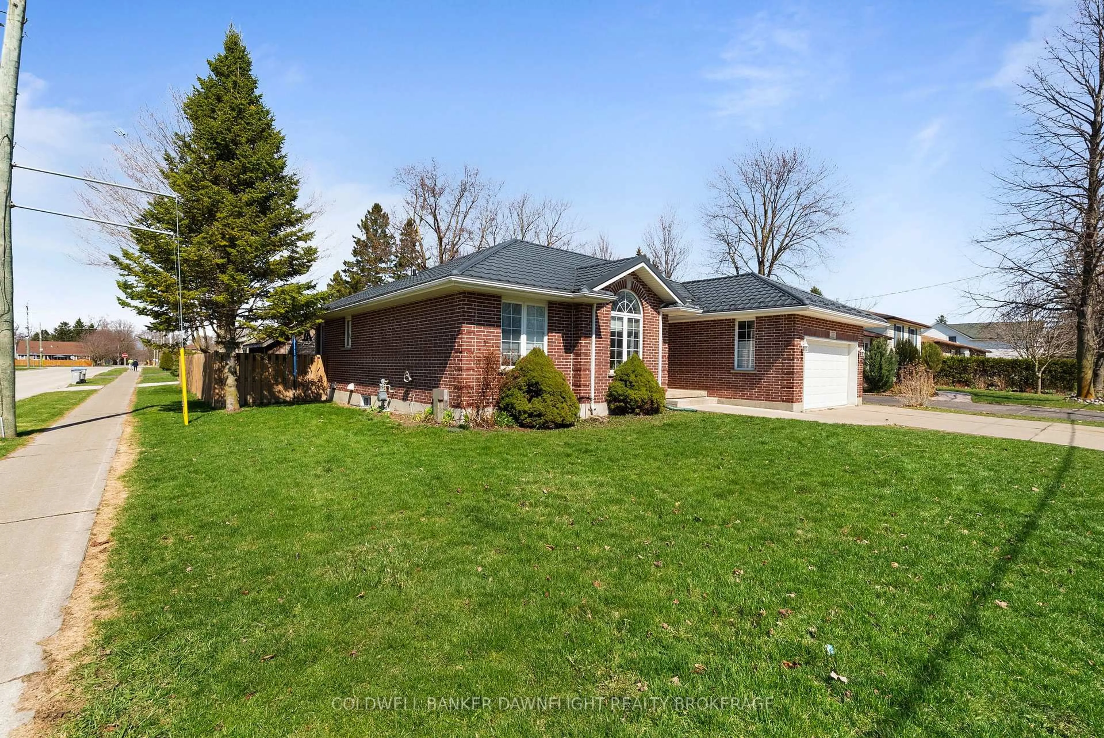 Home with brick exterior material, street for 148 Broadway St, North Middlesex Ontario N0M 2K0