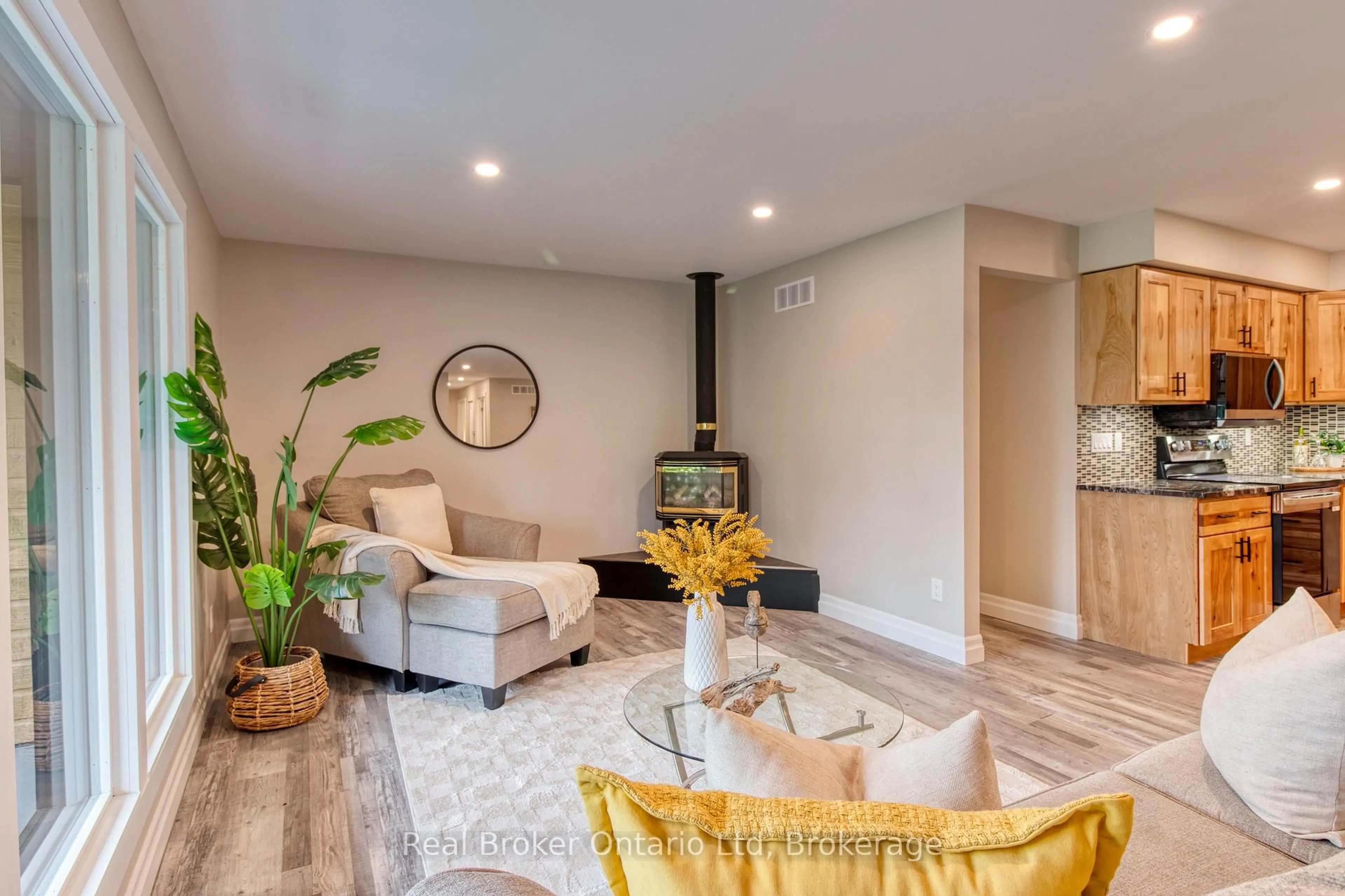 Living room with furniture, unknown for 446 Isaac St, South Bruce Peninsula Ontario N0H 2T0