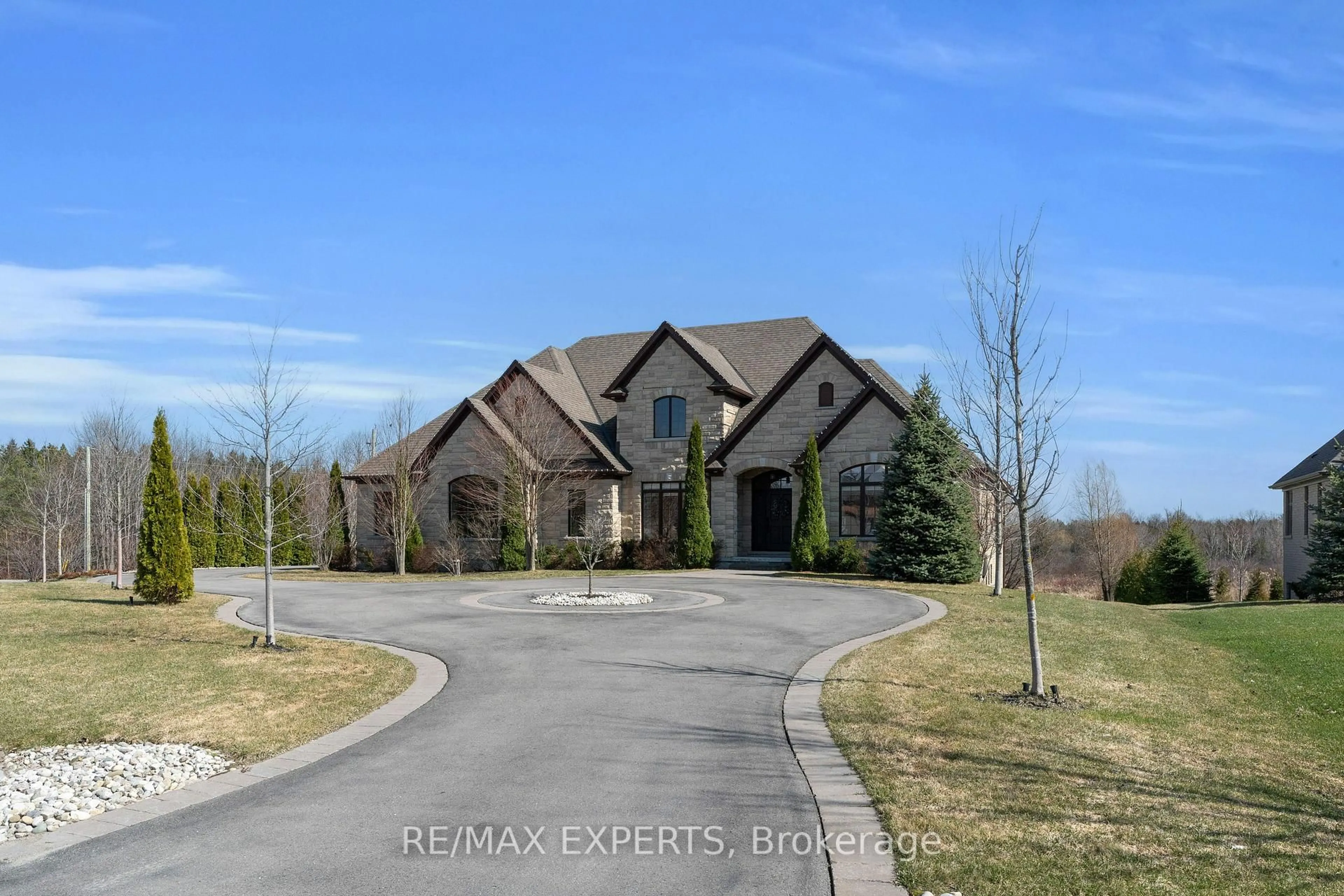 Home with brick exterior material, street for 10 Old Ruby Lane, Puslinch Ontario N0B 2J0