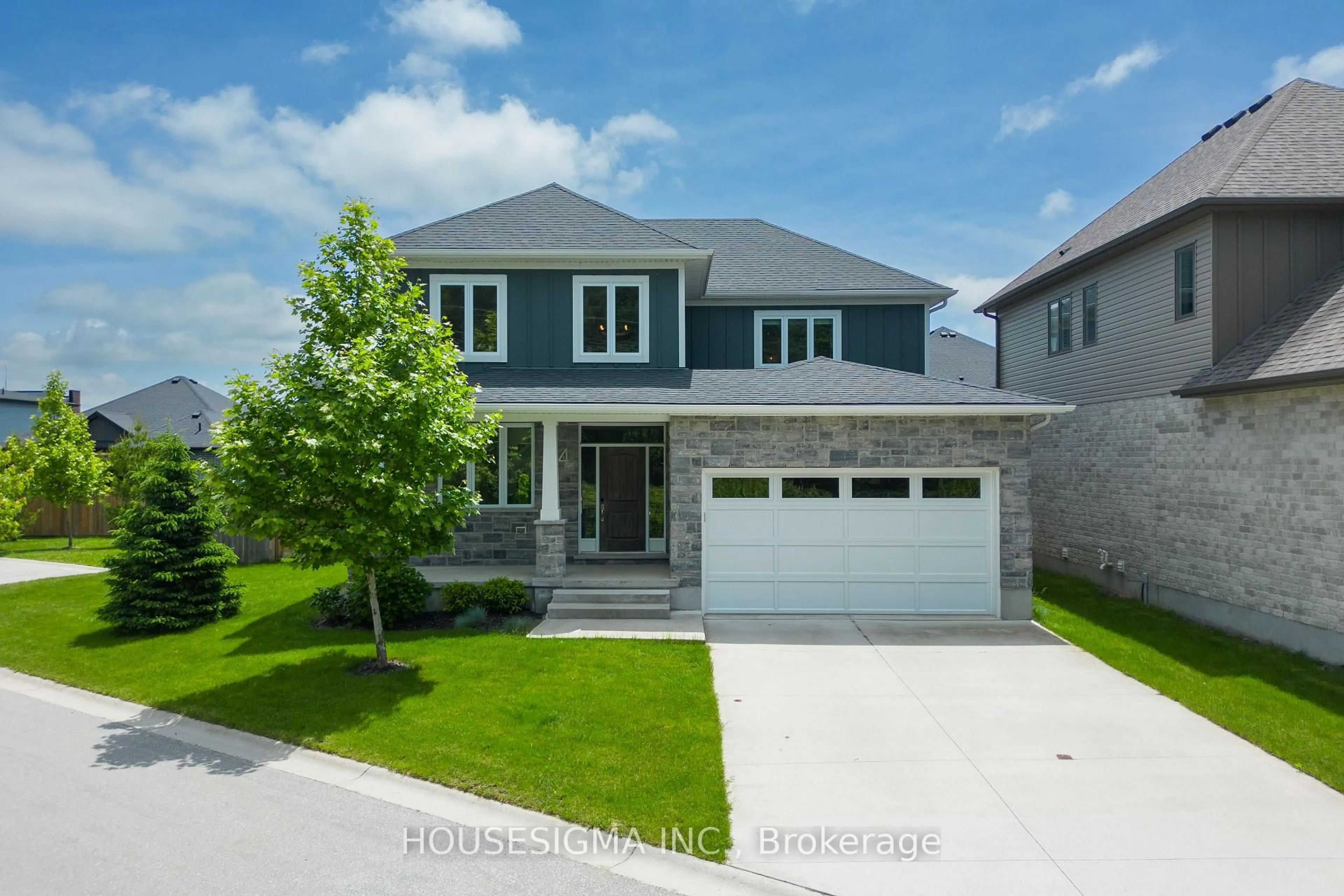 A pic from outside/outdoor area/front of a property/back of a property/a pic from drone, street for 41 Earlscourt Terr #44, Middlesex Centre Ontario N0L 1R0