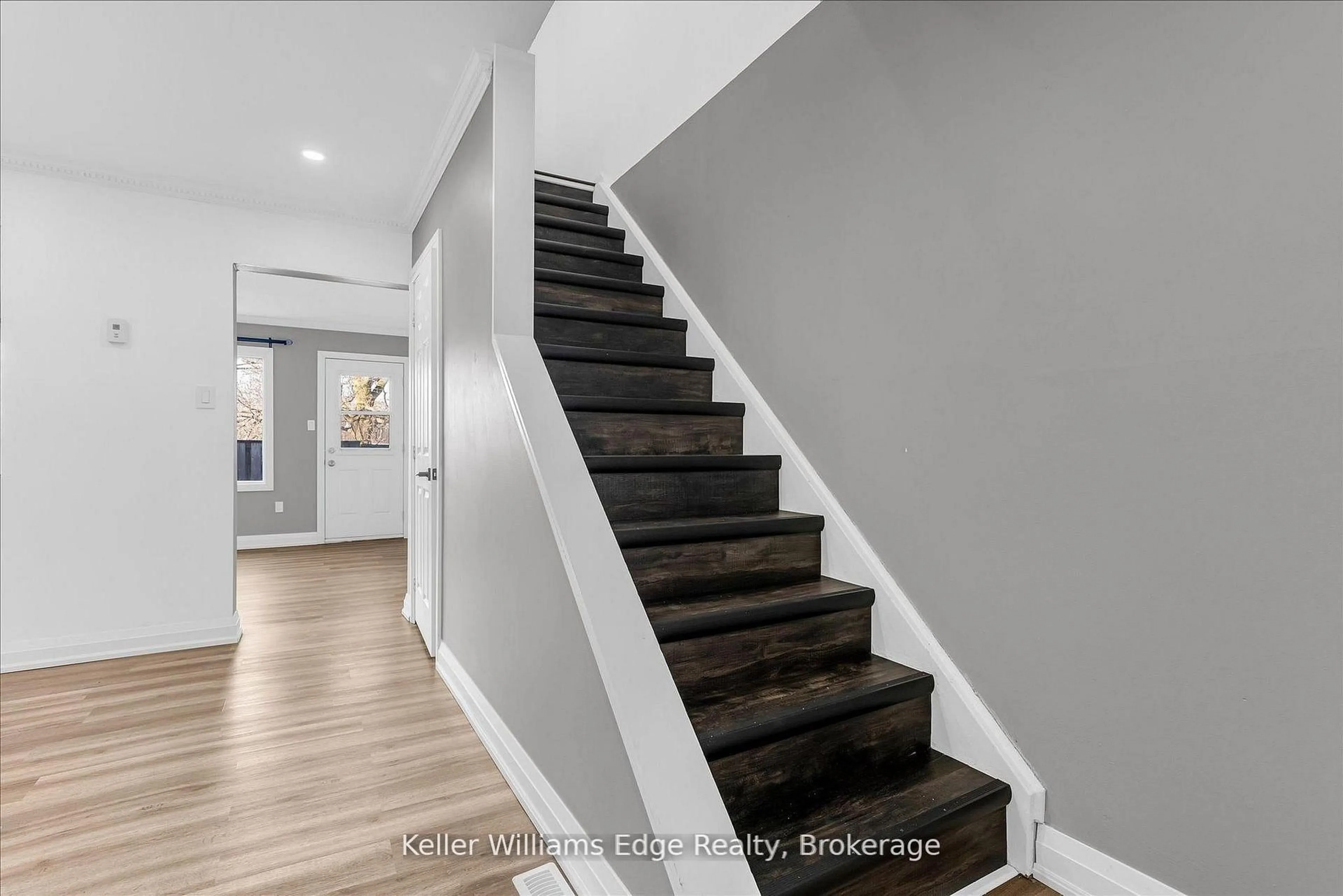Stairs for 10 Angus Rd #17, Hamilton Ontario L8K 6K3