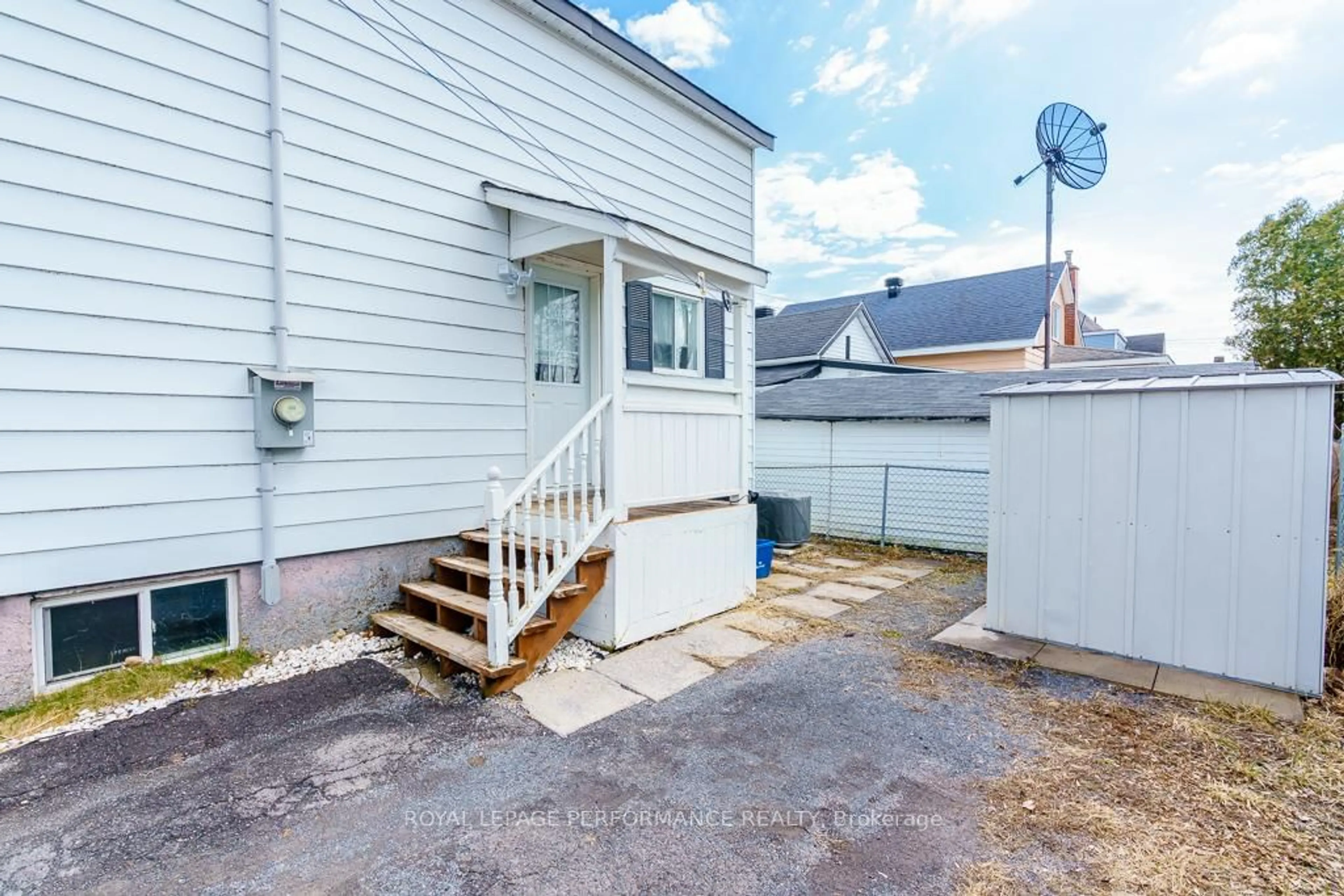 Unknown for 4 Lauber Ave, Cornwall Ontario K6J 2V9