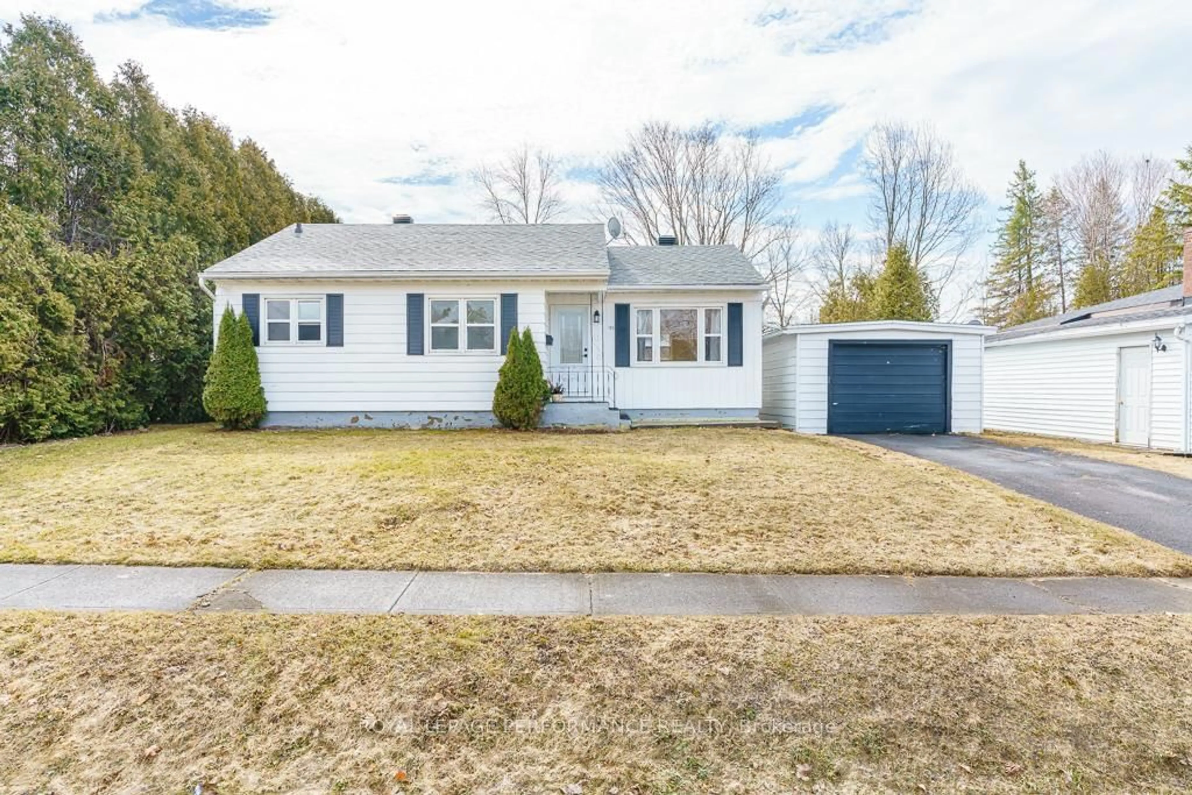 Home with vinyl exterior material, street for 54 Santa Cruz Dr, South Stormont Ontario K0C 1M0