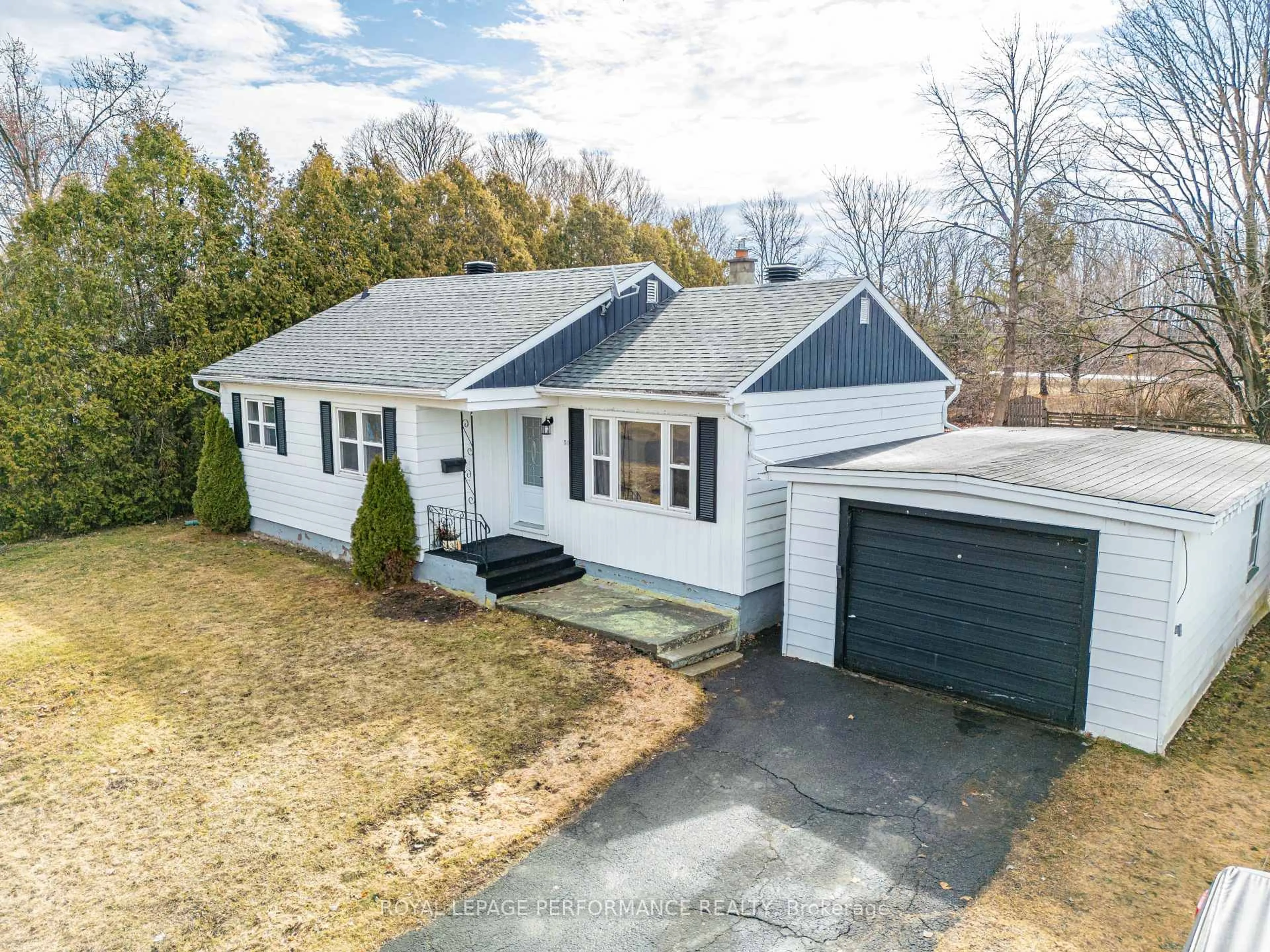 A pic from outside/outdoor area/front of a property/back of a property/a pic from drone, street for 54 Santa Cruz Dr, South Stormont Ontario K0C 1M0
