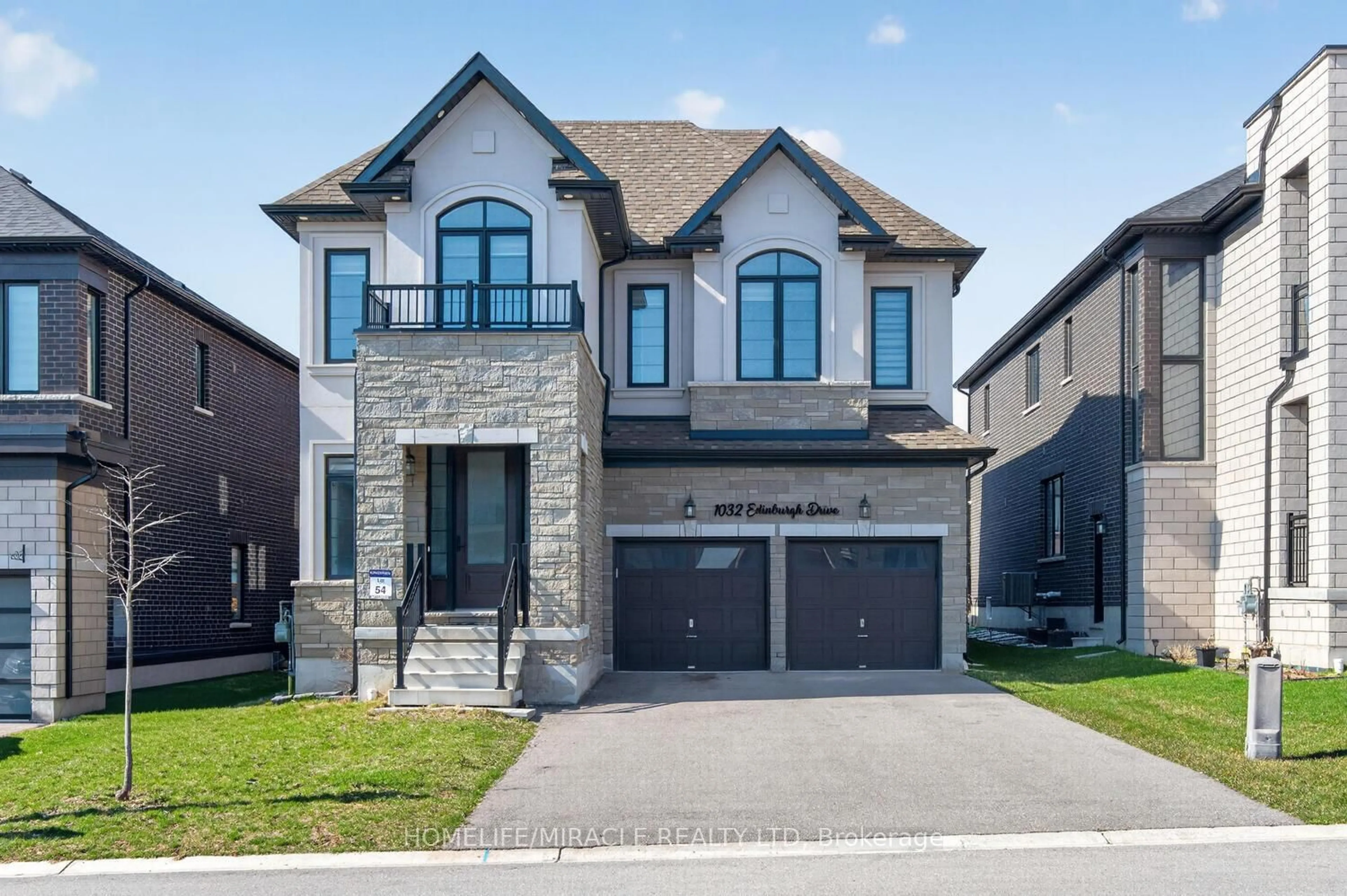 Home with brick exterior material, street for 1032 Edinburgh Dr, Woodstock Ontario N4T 0M5