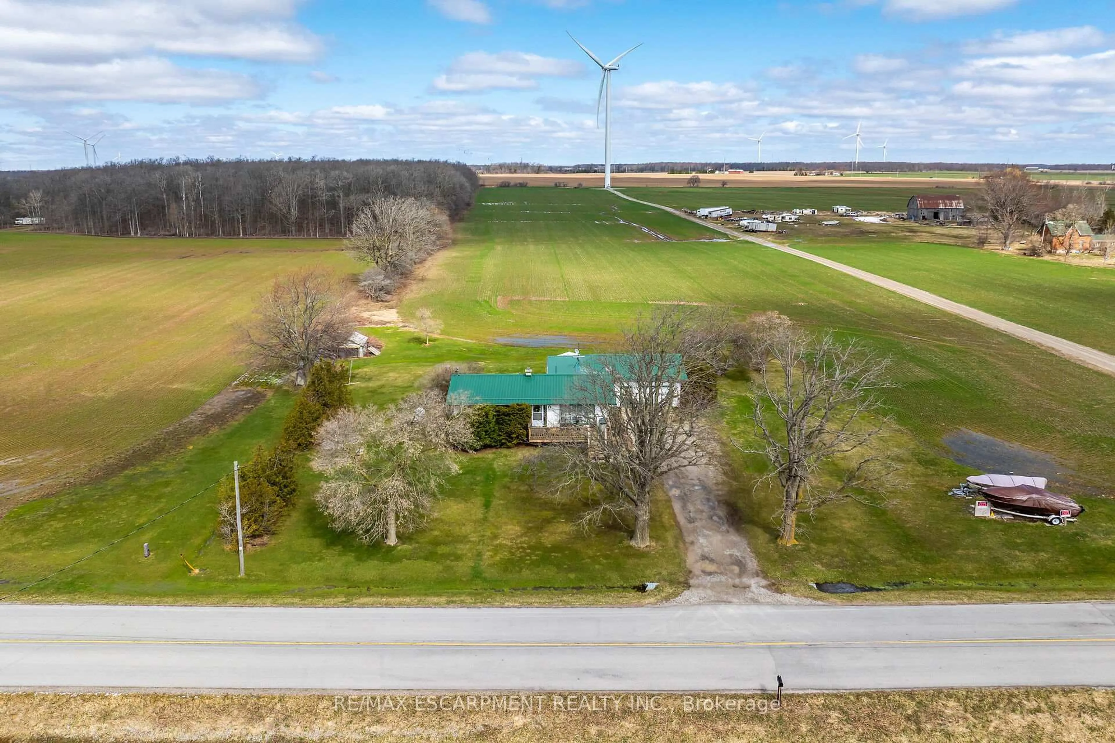 A pic from outside/outdoor area/front of a property/back of a property/a pic from drone, water/lake/river/ocean view for 1057 Concession 4 Rd, Haldimand Ontario N0A 1G0