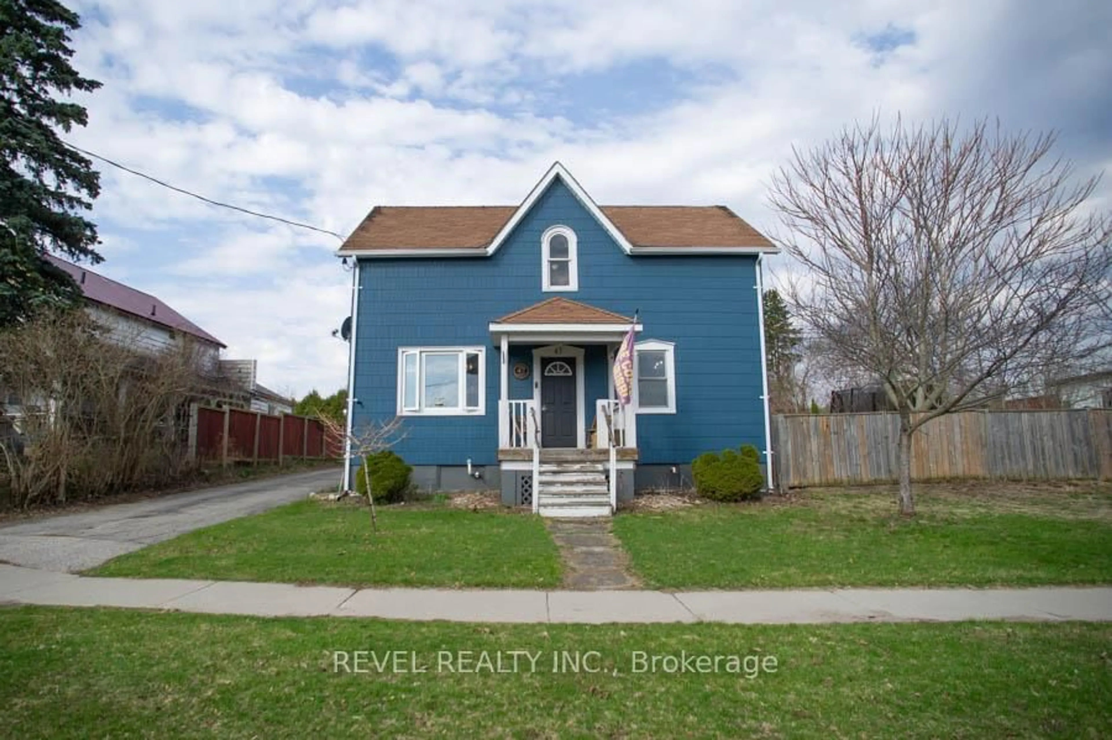 Unknown for 47 Simcoe St, Brant Ontario N0E 1R0