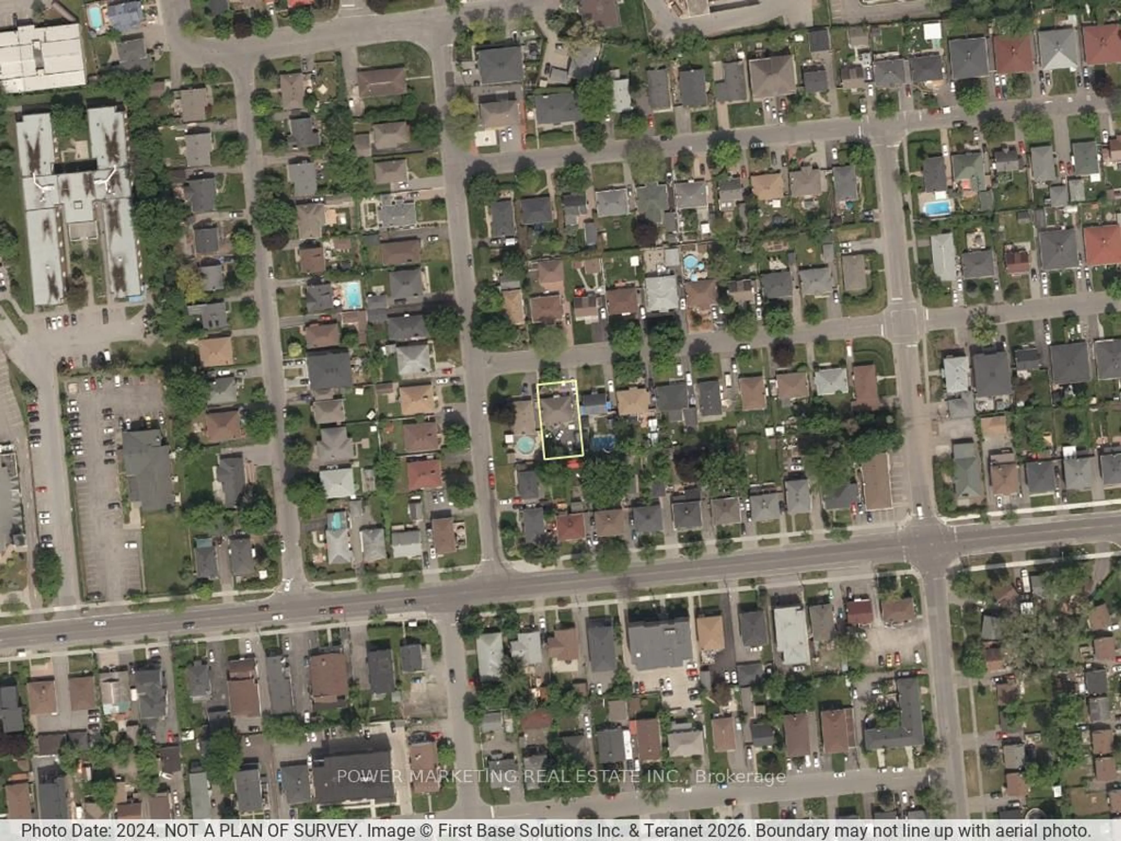 Picture of a map for 320 Fullerton Ave, Ottawa Ontario K1K 1K3