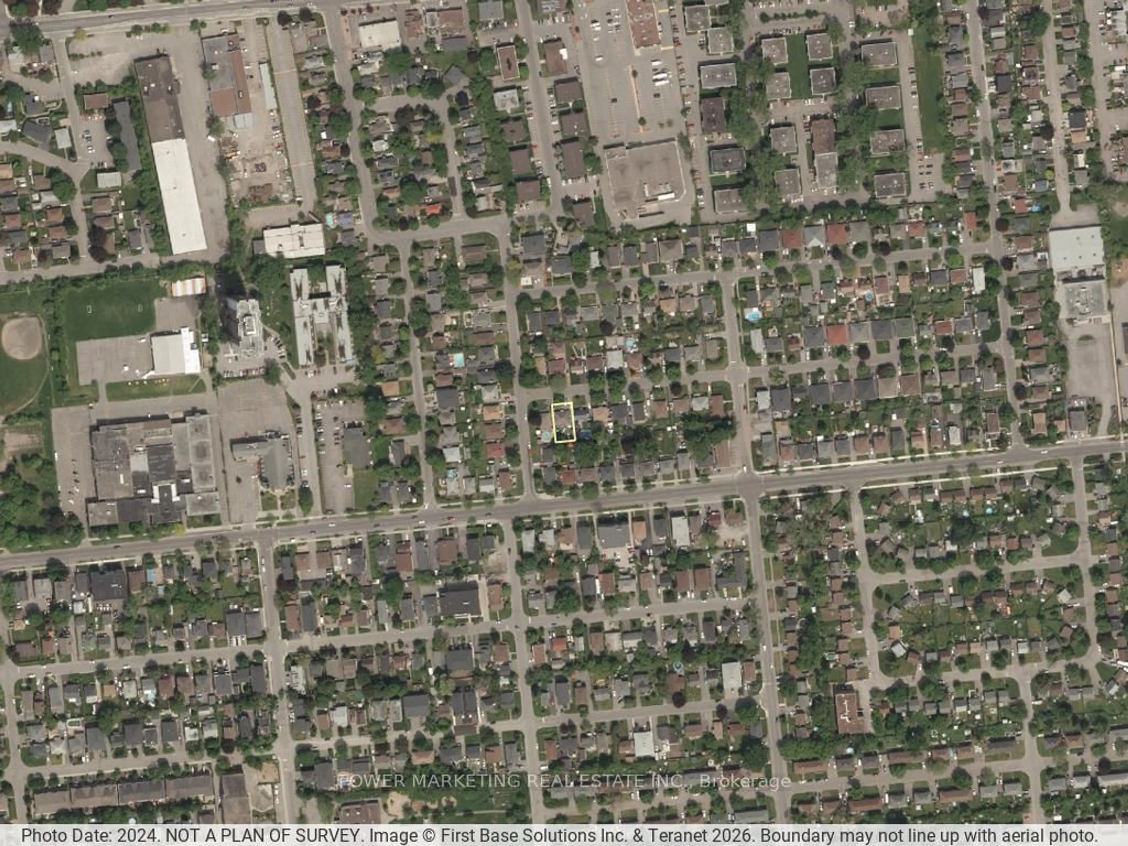 Picture of a map for 320 Fullerton Ave, Ottawa Ontario K1K 1K3
