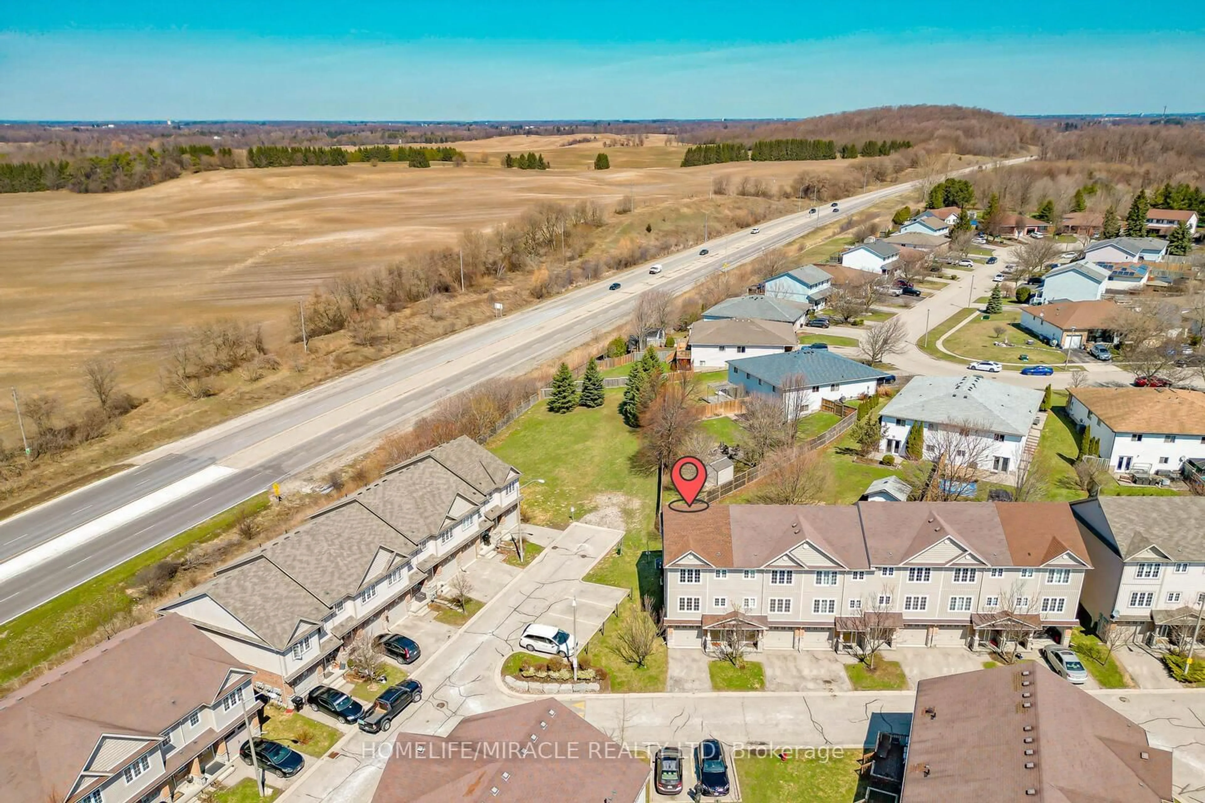 A pic from outside/outdoor area/front of a property/back of a property/a pic from drone, unknown for 355 Fisher Mills Rd #52, Cambridge Ontario N3C 4N5
