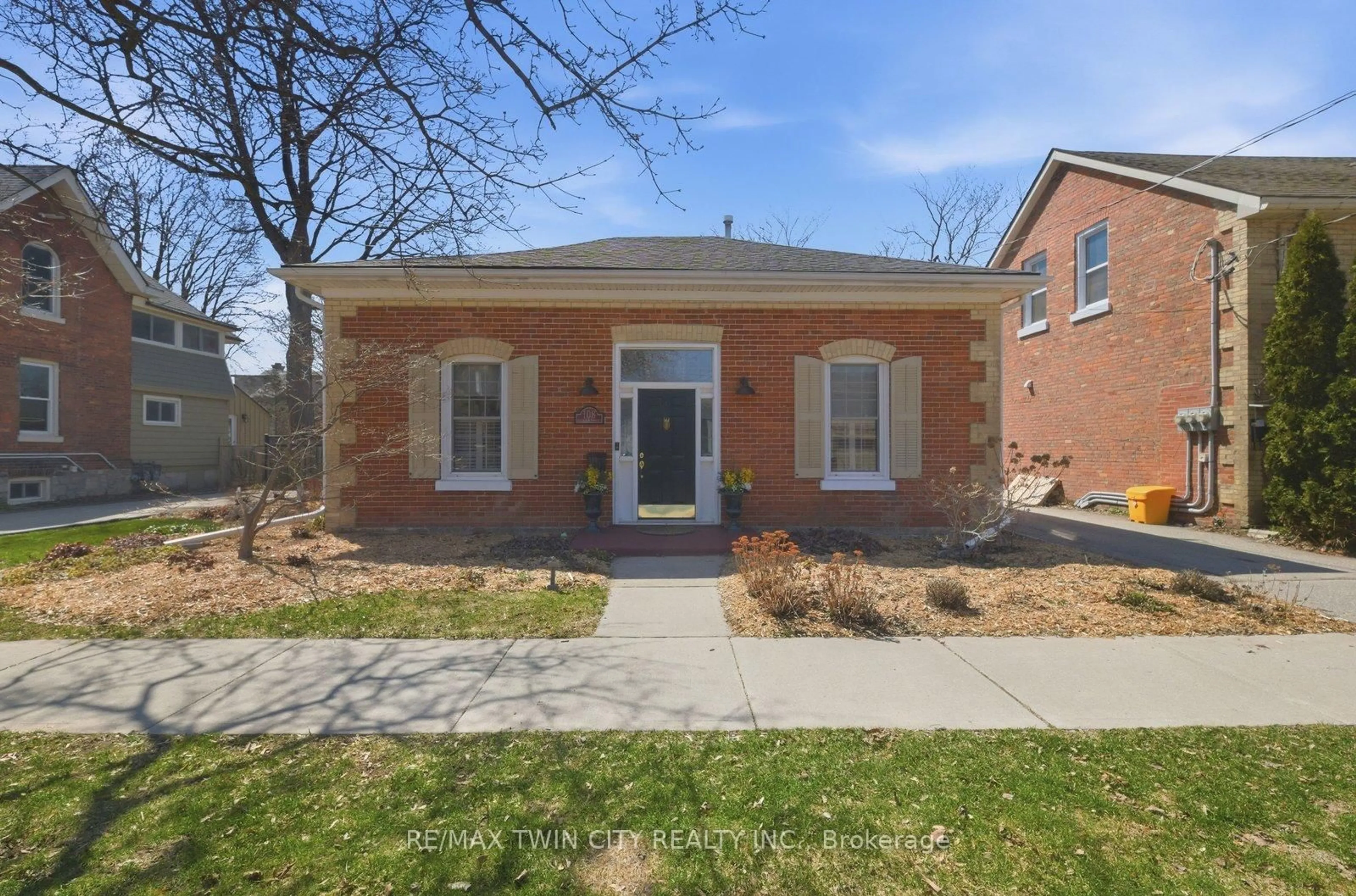 Home with brick exterior material, street for 108 William St, Brantford Ontario N3T 3L1
