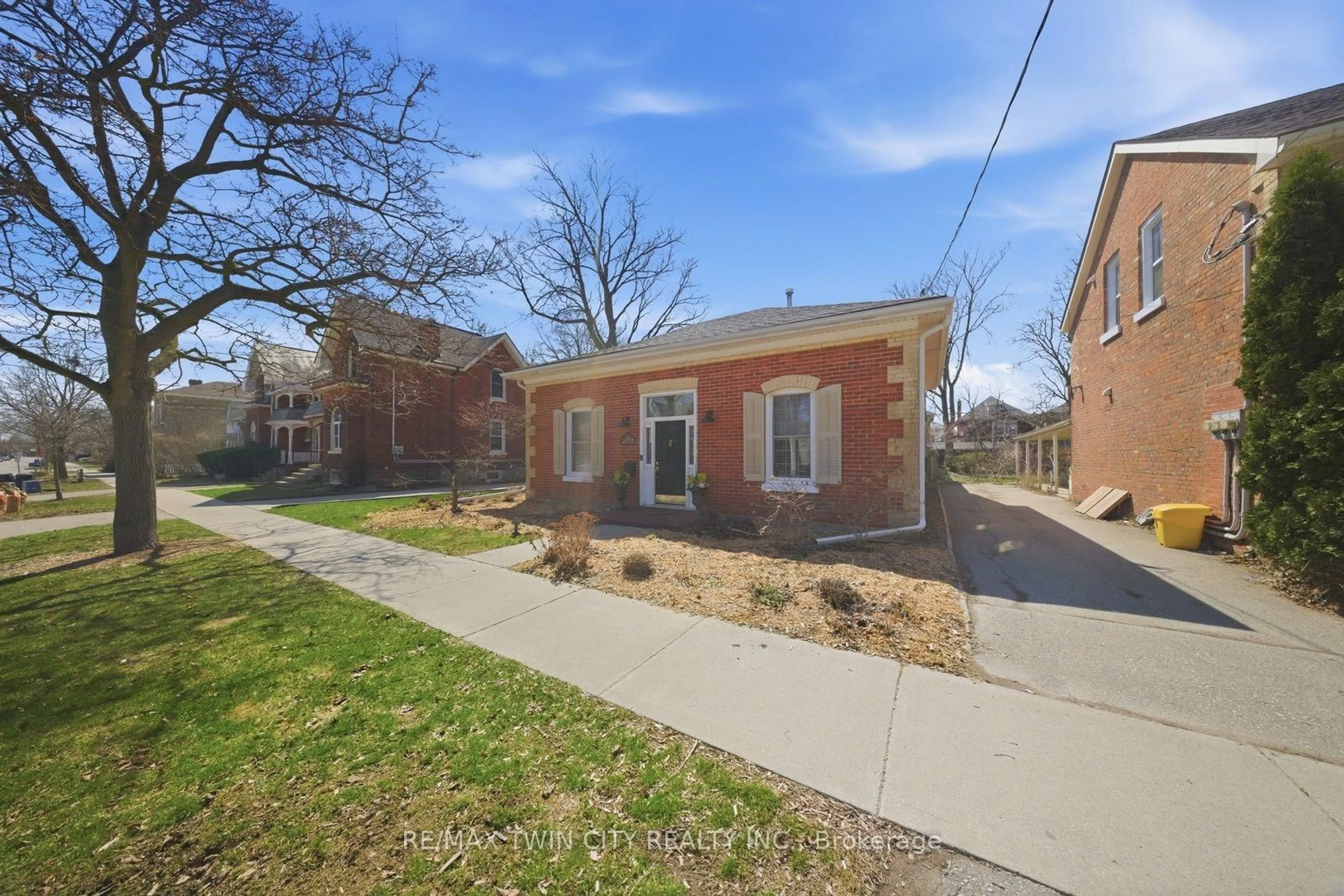 Home with brick exterior material, street for 108 William St, Brantford Ontario N3T 3L1