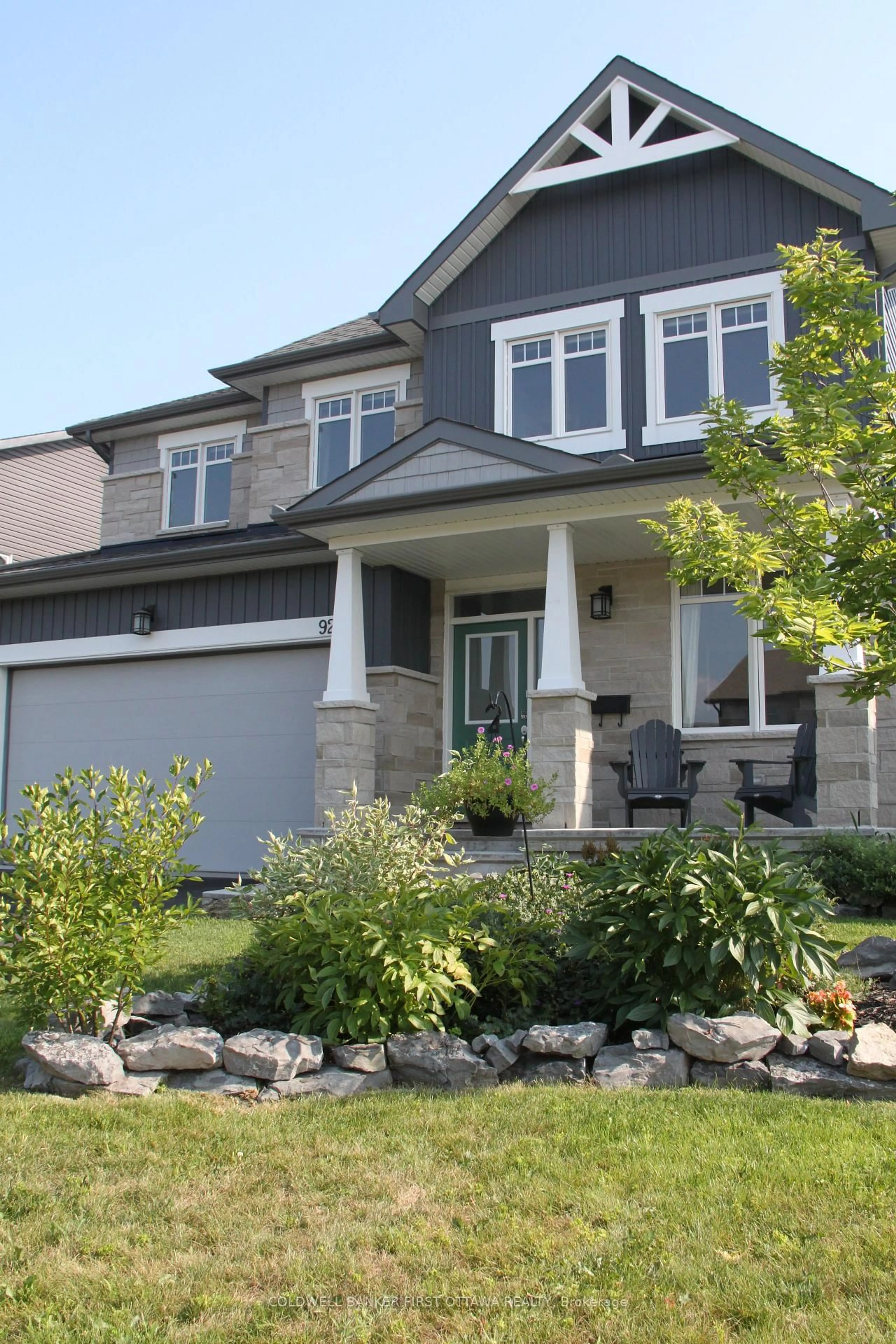 Home with brick exterior material, street for 92 Morris St, Carleton Place Ontario K7C 0H1