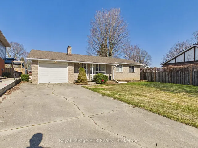 330 Glenn Rd, North Huron 2