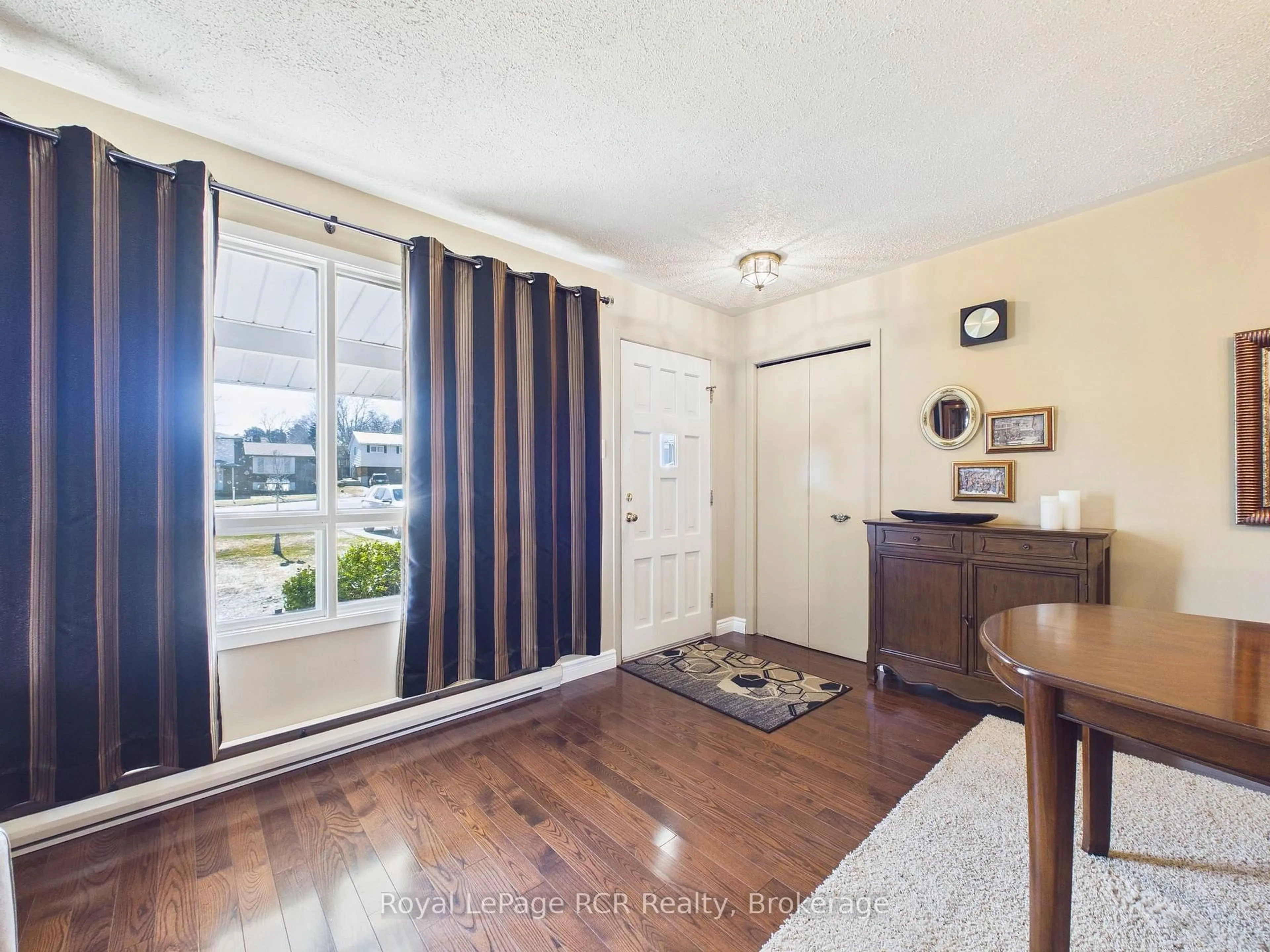 A pic of a room for 330 Glenn Rd, North Huron Ontario N0G 2W0