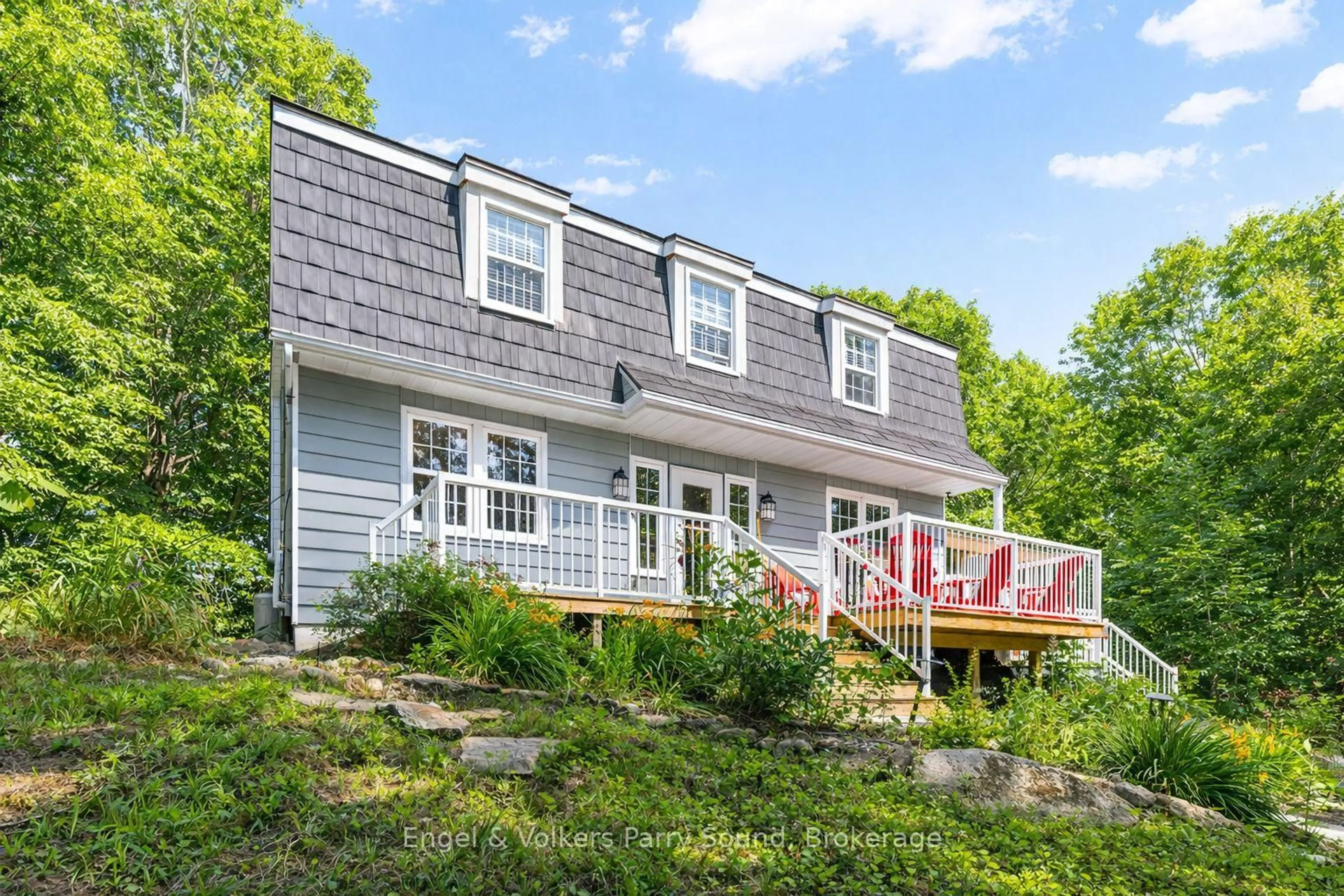 Home with vinyl exterior material, water/lake/river/ocean view for 6 Harmony Lane, Parry Sound Ontario P2A 0B1