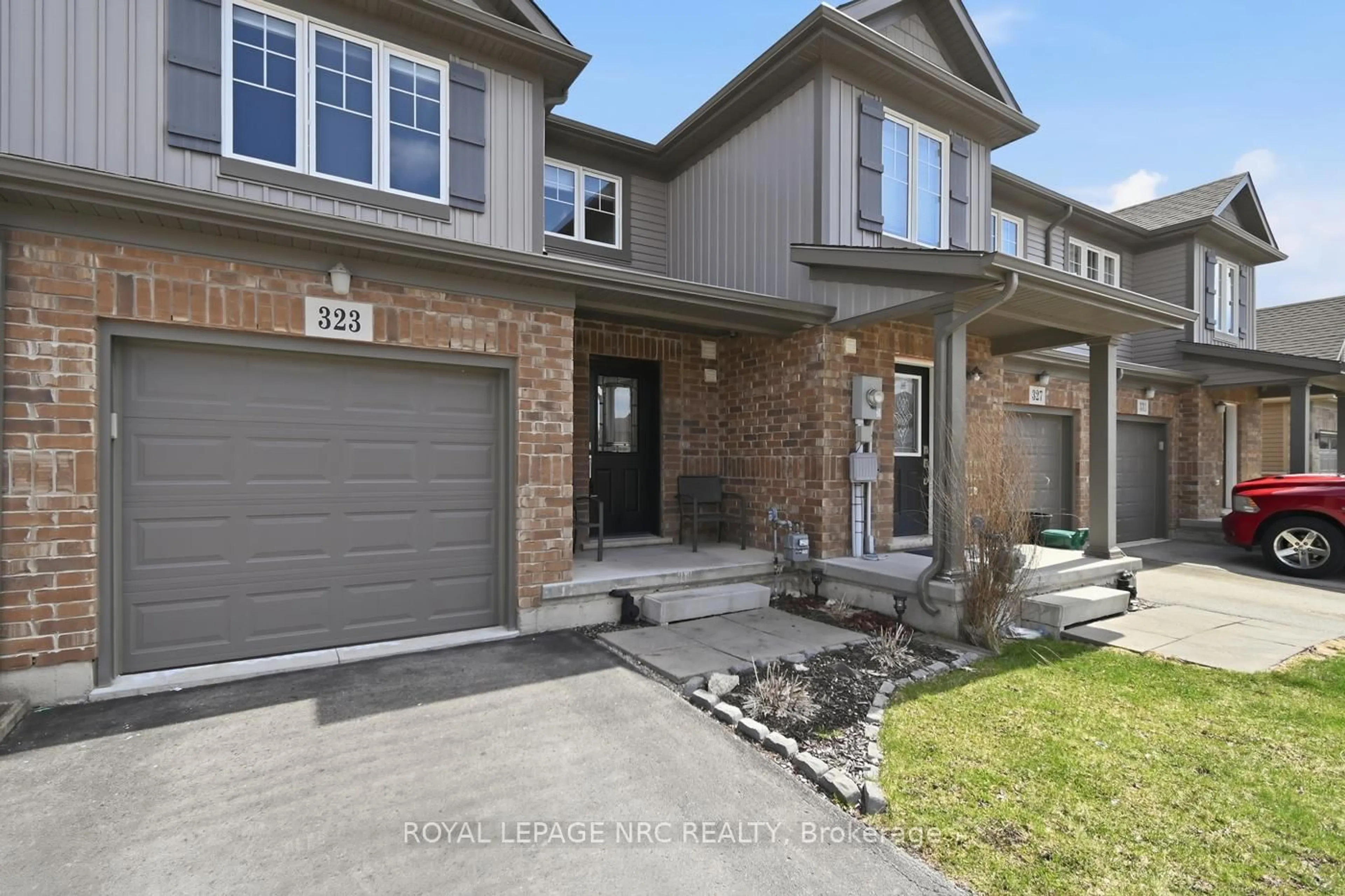 Home with brick exterior material, street for 323 Silverwood Ave, Welland Ontario L3C 0C5