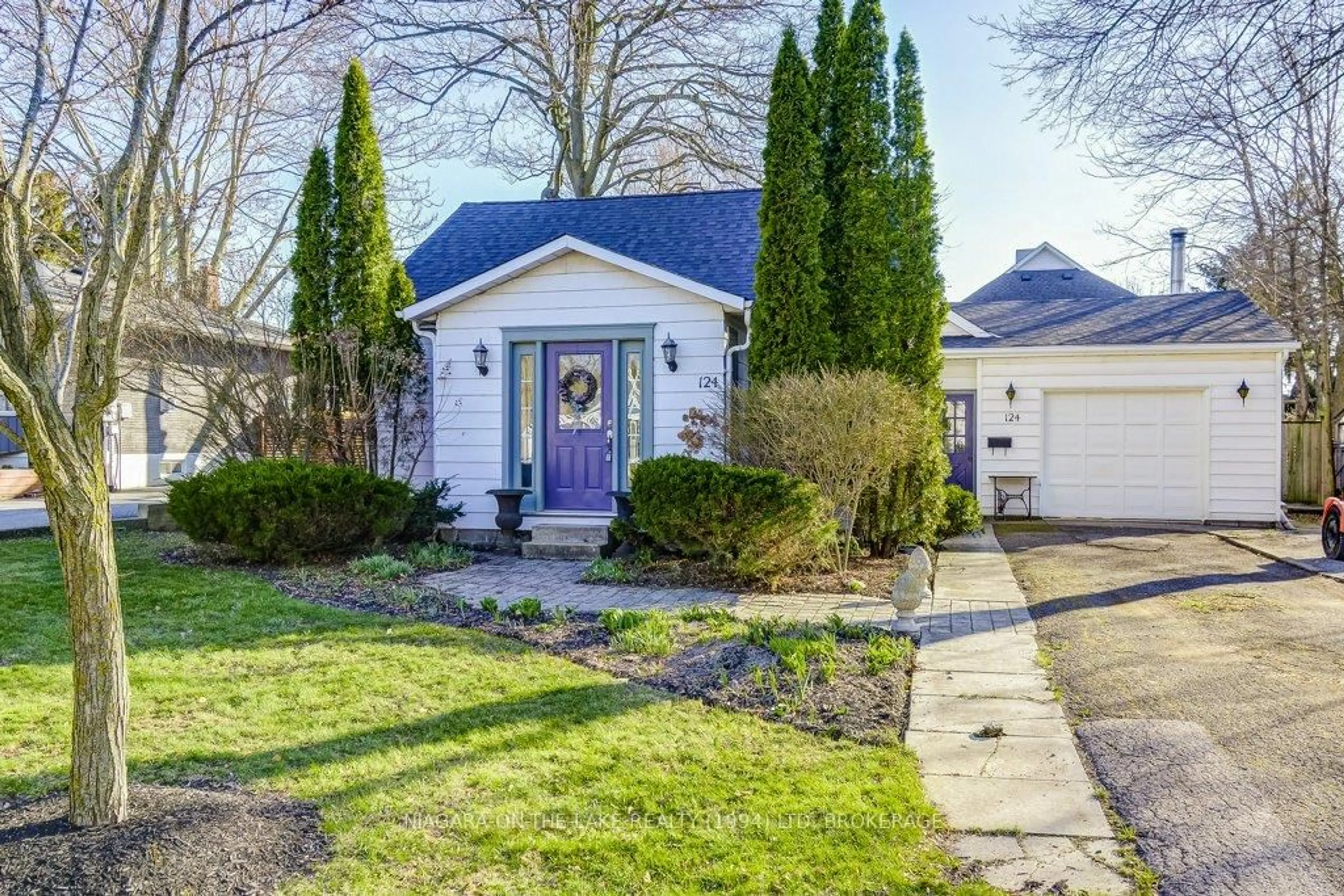 Unknown for 124 Mary St, Niagara-on-the-Lake Ontario L0S 1J0