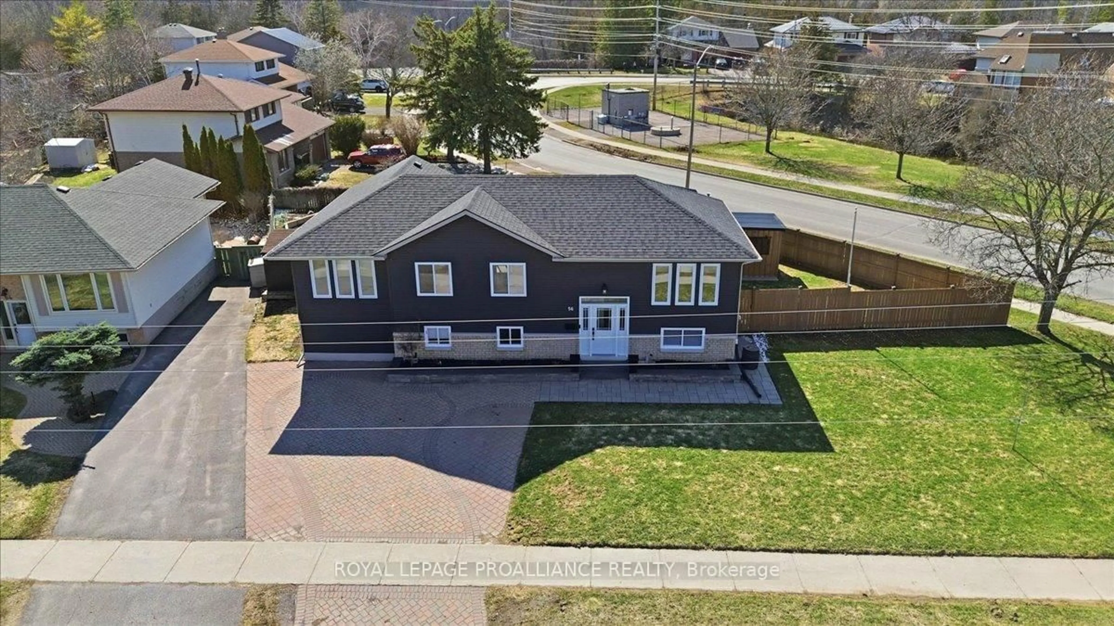 A pic from outside/outdoor area/front of a property/back of a property/a pic from drone, street for 56 Alnet Dr, Belleville Ontario K8P 4X4