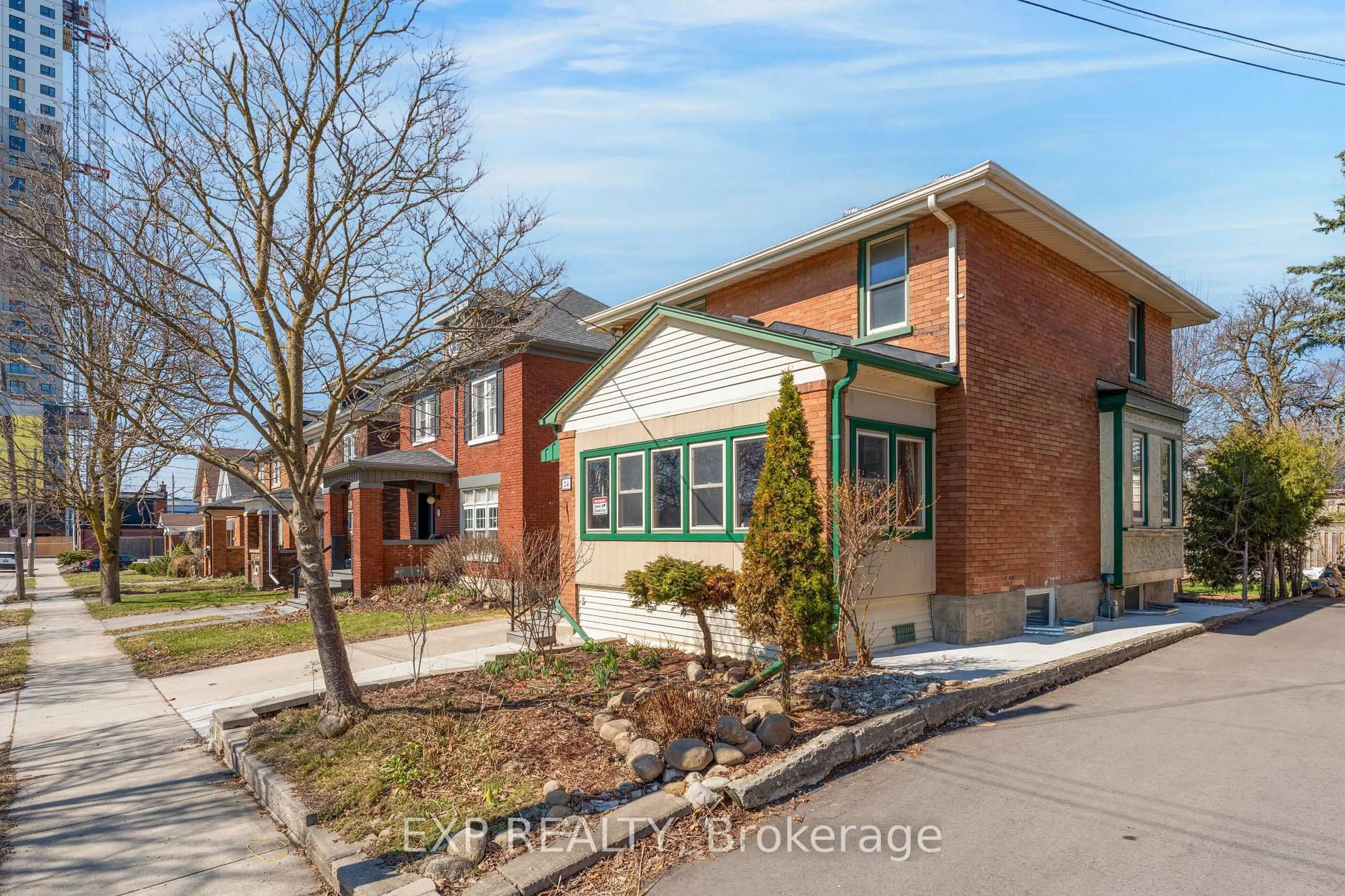 Home with brick exterior material, street for 24 ONWARD Ave, Kitchener Ontario N2H 3J7