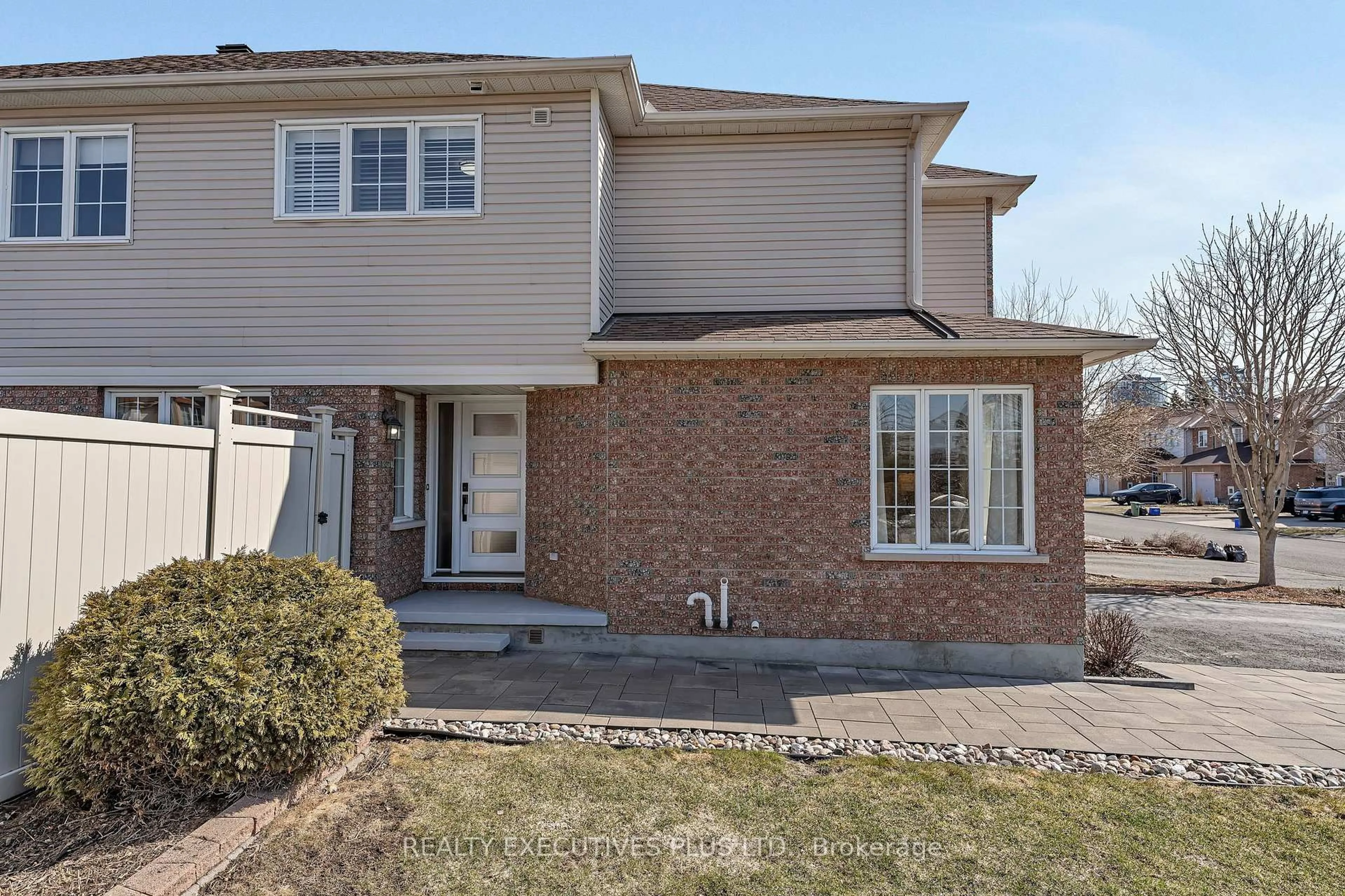 Home with brick exterior material, street for 1611 Marley Cres, Ottawa Ontario K1J 1C2
