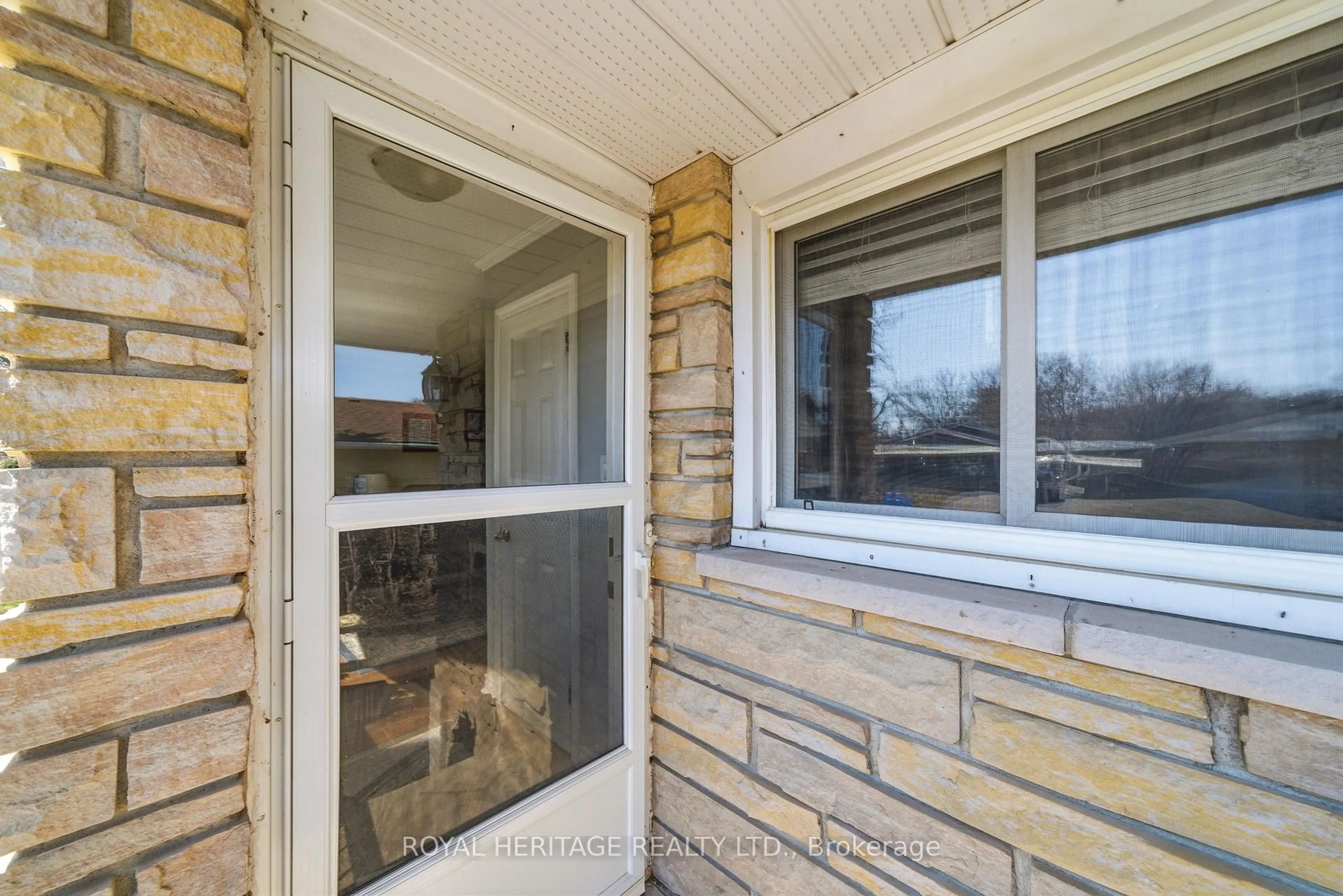 Unknown for 18 Panelas Cres, Quinte West Ontario K8V 6A5