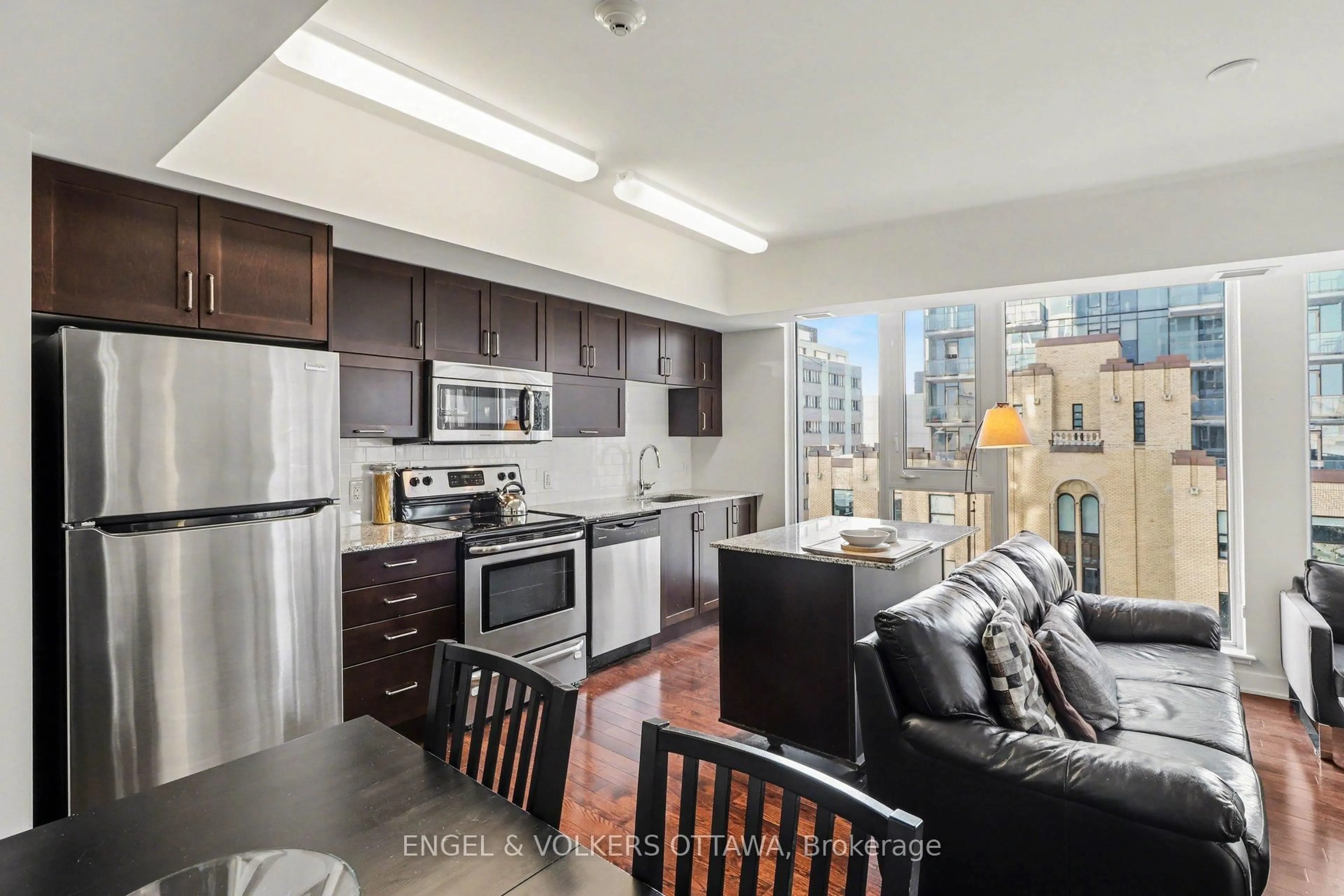 Open concept kitchen, unknown for 179 Metcalfe St #701, Ottawa Ontario K2P 0W1