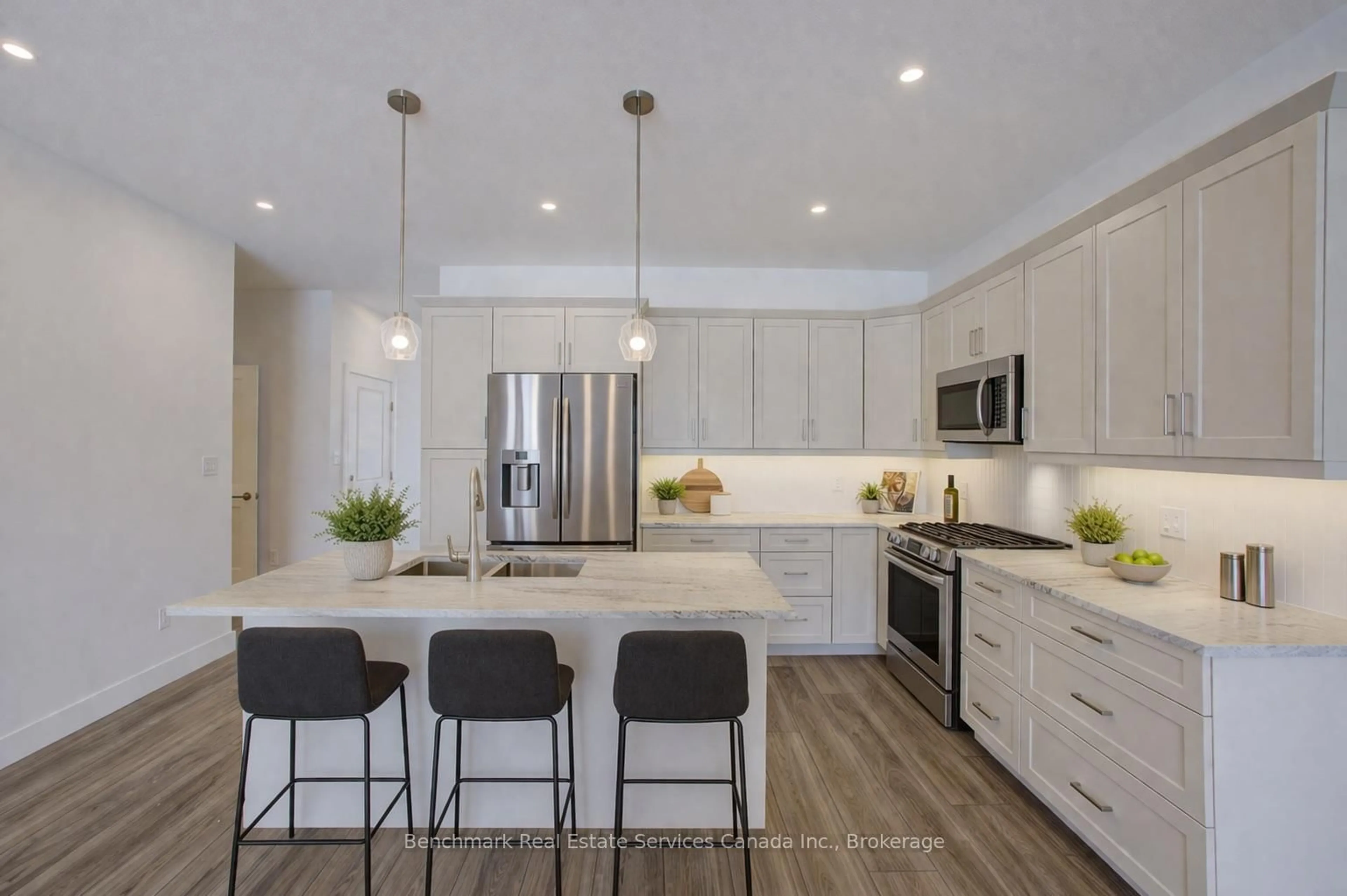 Open concept kitchen, unknown for 62 Cavalier Cres, Huron-Kinloss Ontario N0G 2R0
