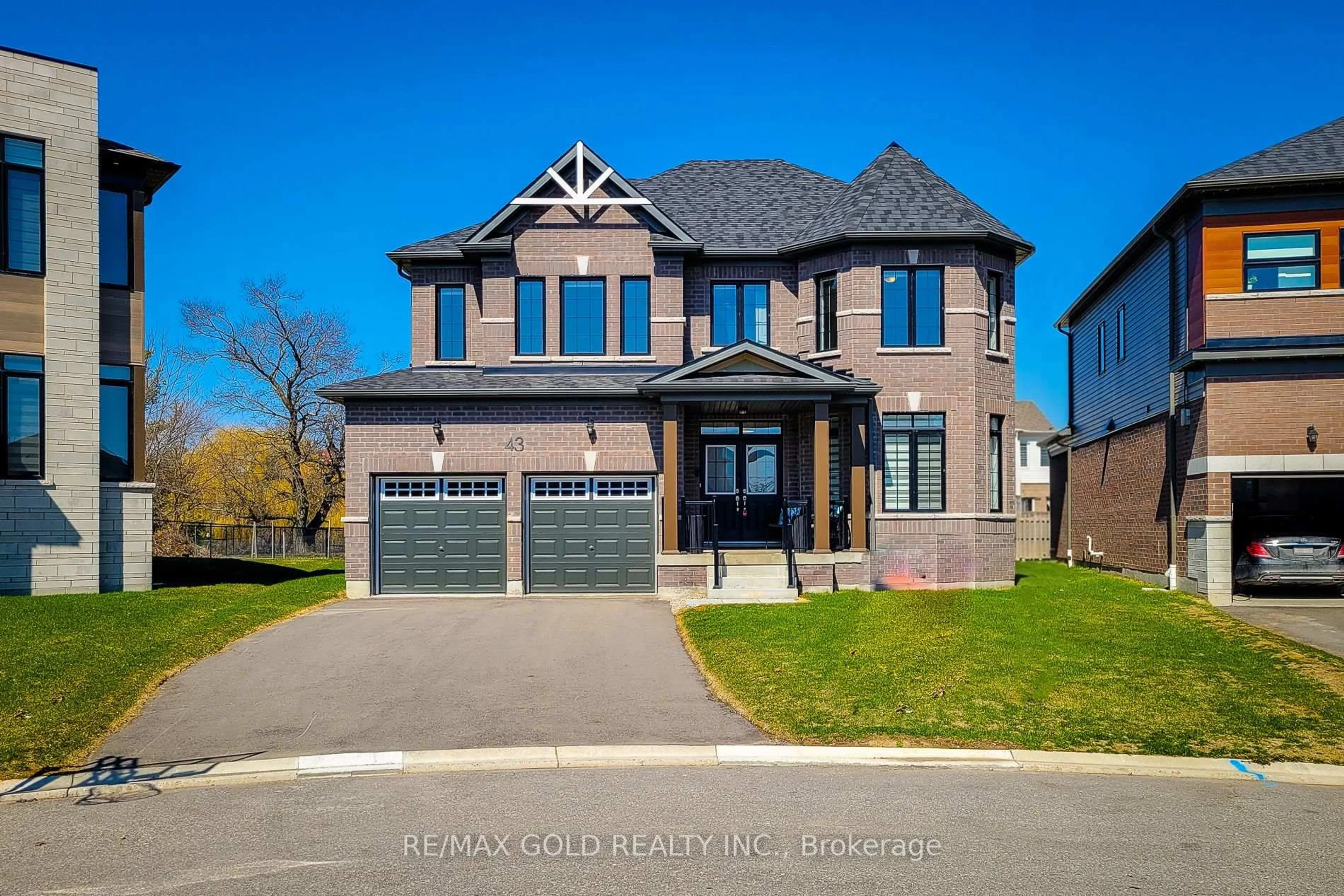 Home with brick exterior material, street for 43 MEARS Pl, Brant Ontario N3L 0M6