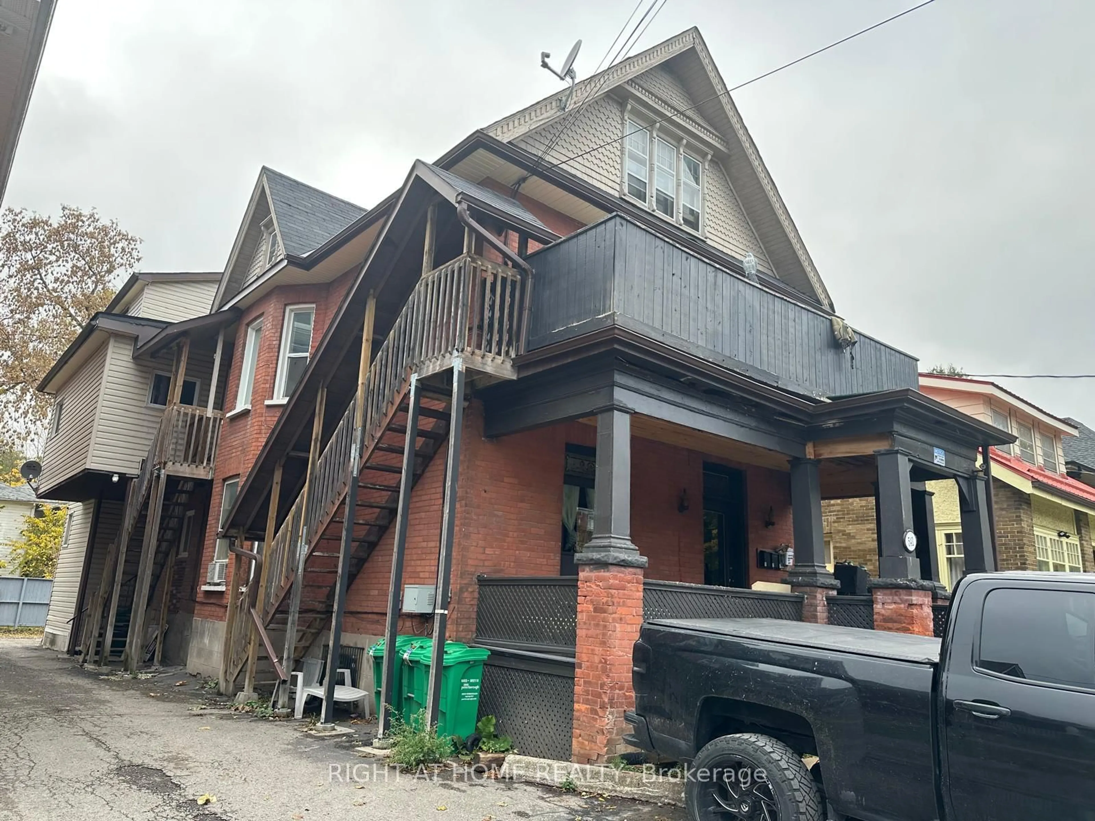 Home with brick exterior material, building for 541 Aylmer St, Peterborough Ontario K9H 3W6