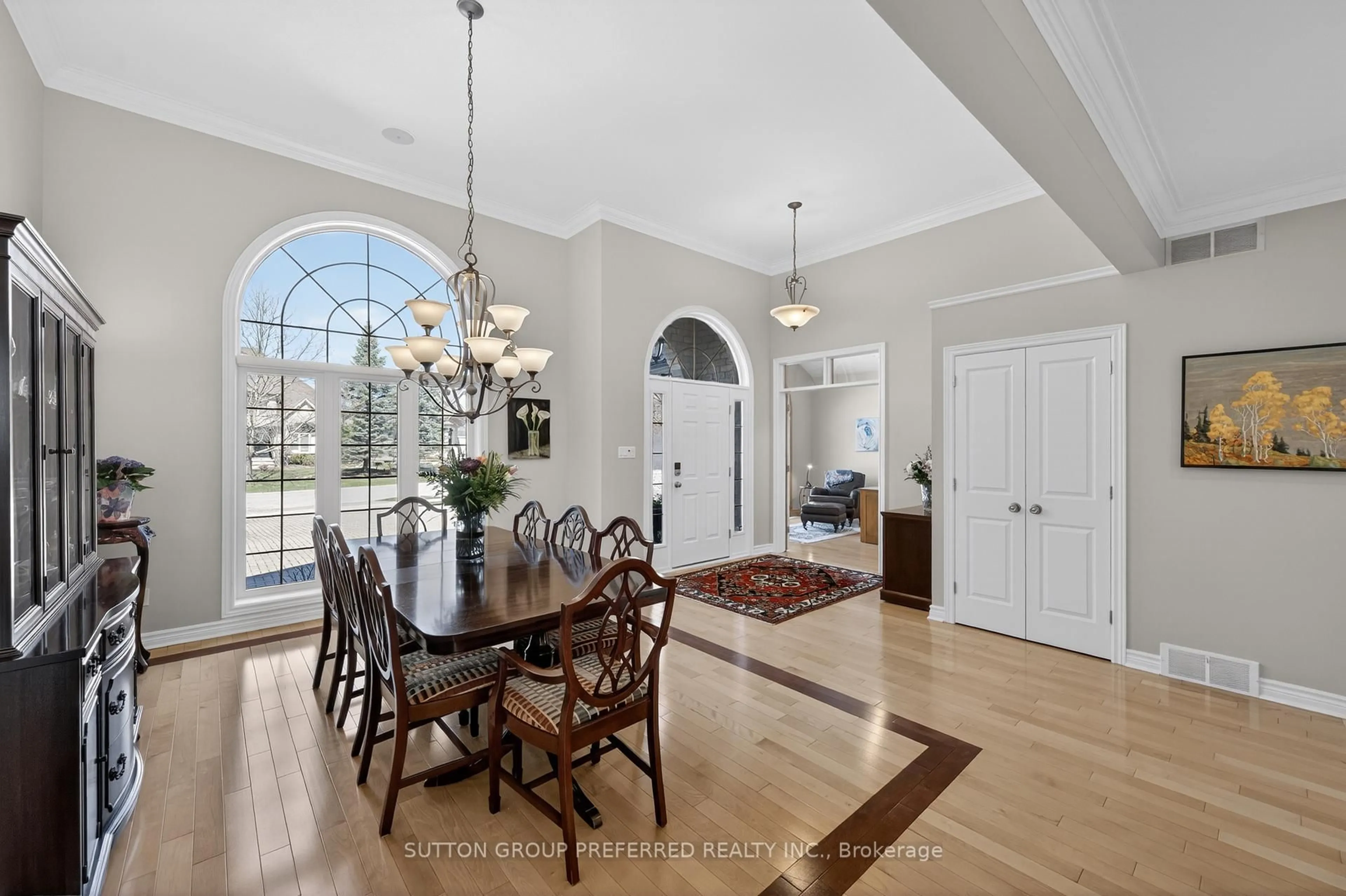 Dining room, ceramic/tile floor for 561 Plane Tree Dr, London North Ontario N6G 5L6