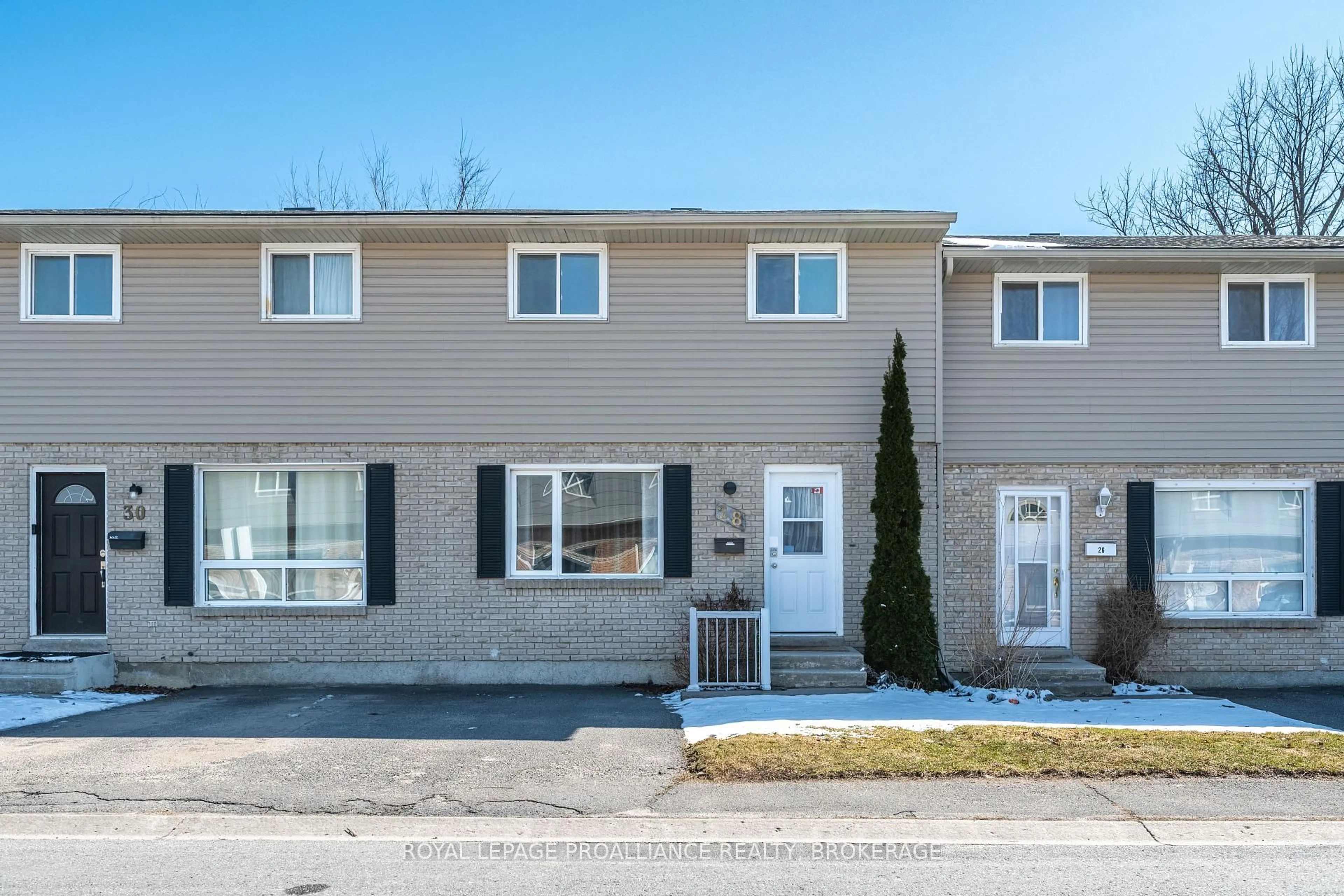 Home with vinyl exterior material, street for 28 Rosemund Cres, Kingston Ontario K7M 6Z3