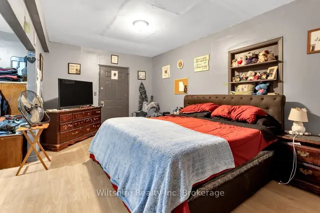 324 Broadway St, Tillsonburg 3
