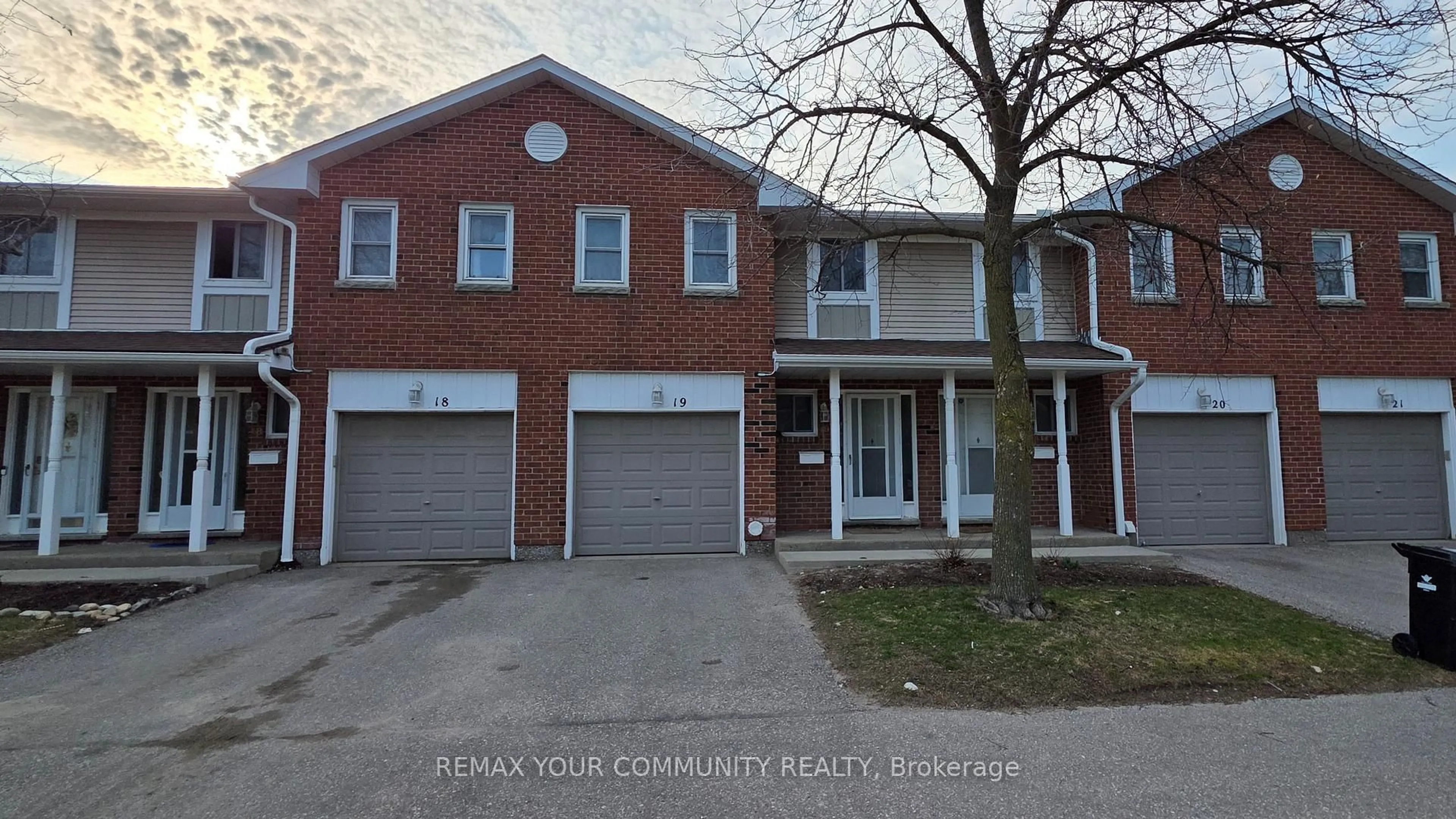 Unknown for 210 Highland Cres #19, Kitchener Ontario N2M 5H7