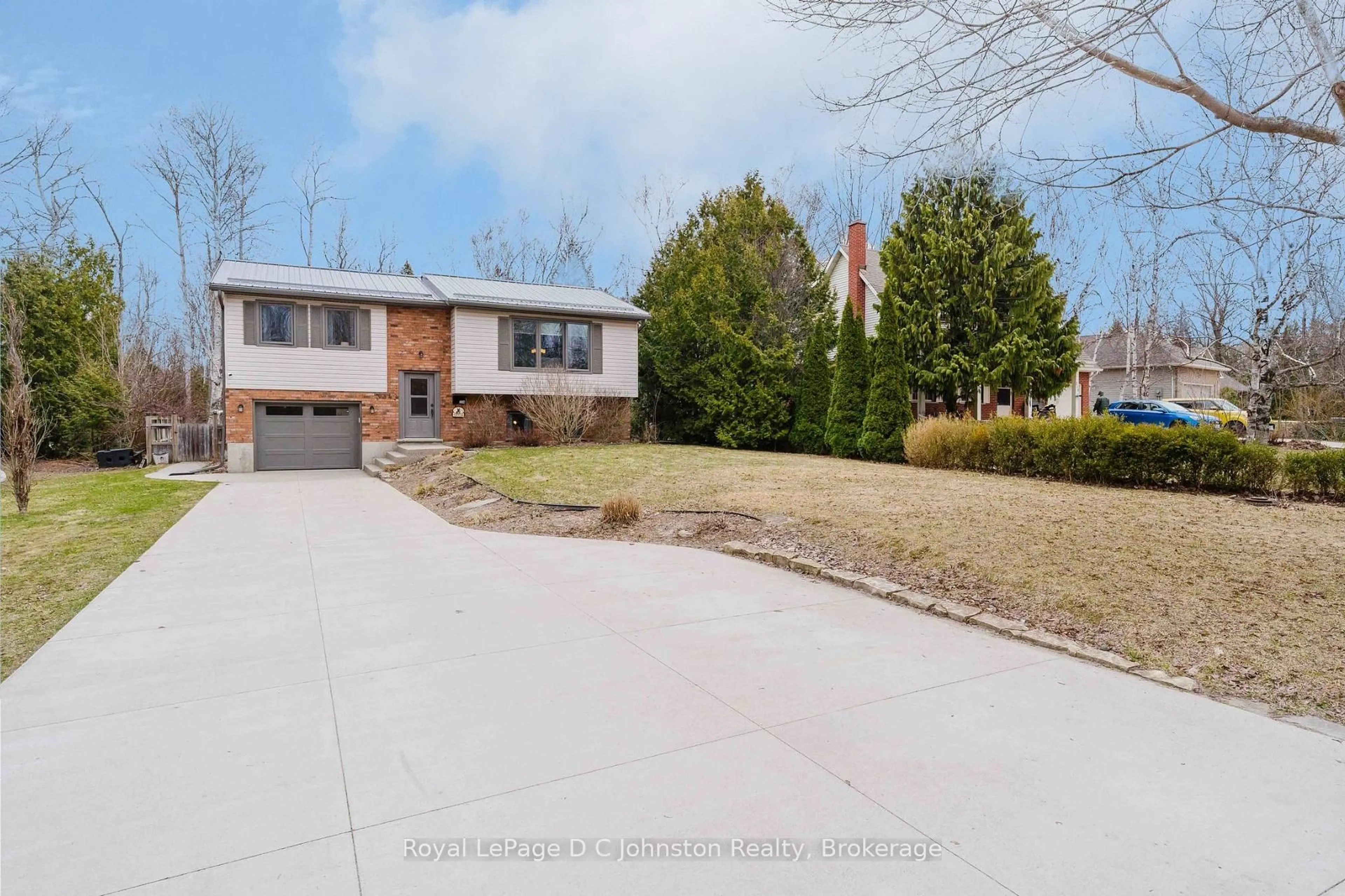 Unknown for 334 Tyendinaga Dr, Saugeen Shores Ontario N0H 2L0