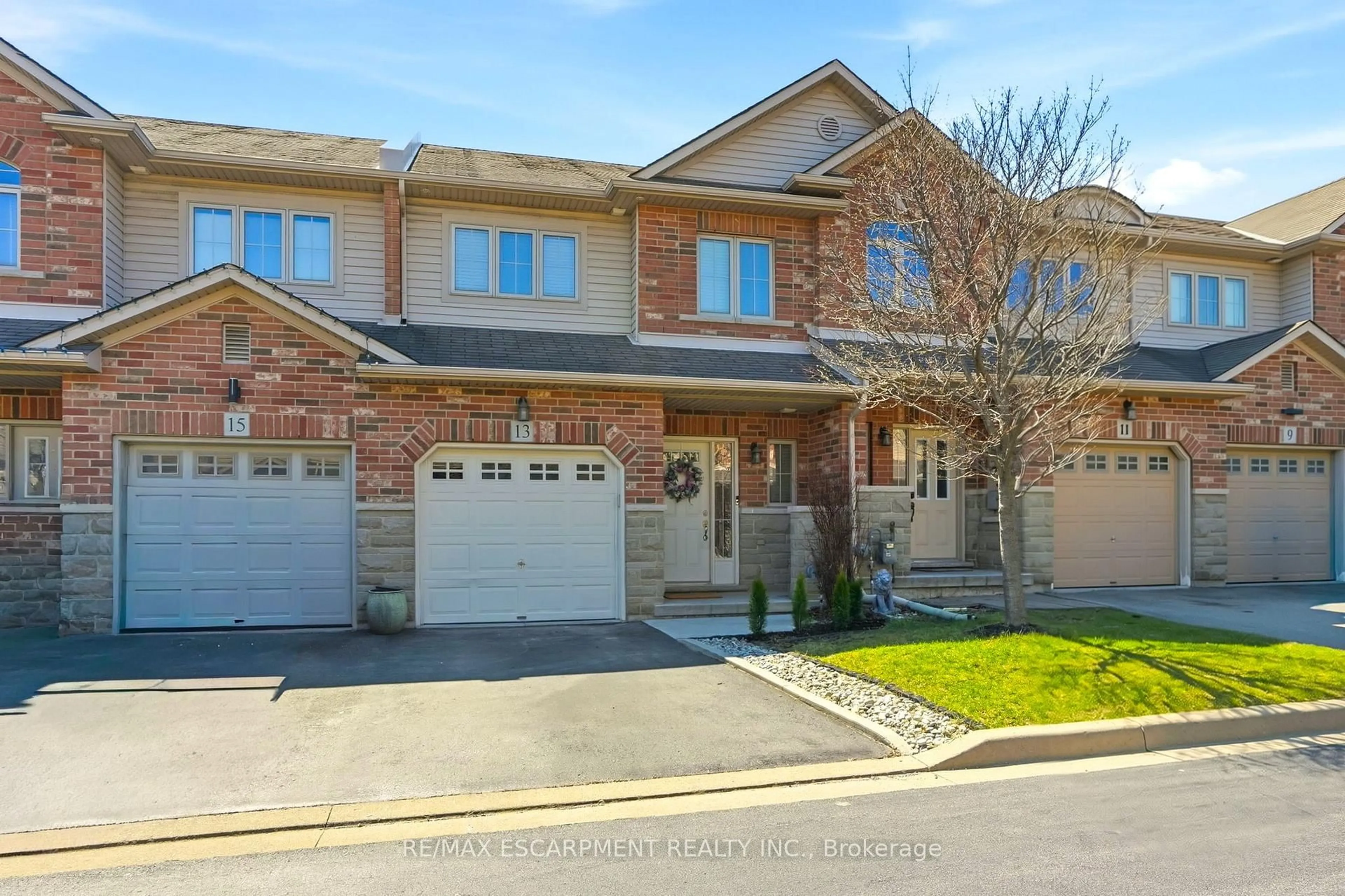 Home with brick exterior material, street for 13 Marina Point Cres, Hamilton Ontario L8E 0E4