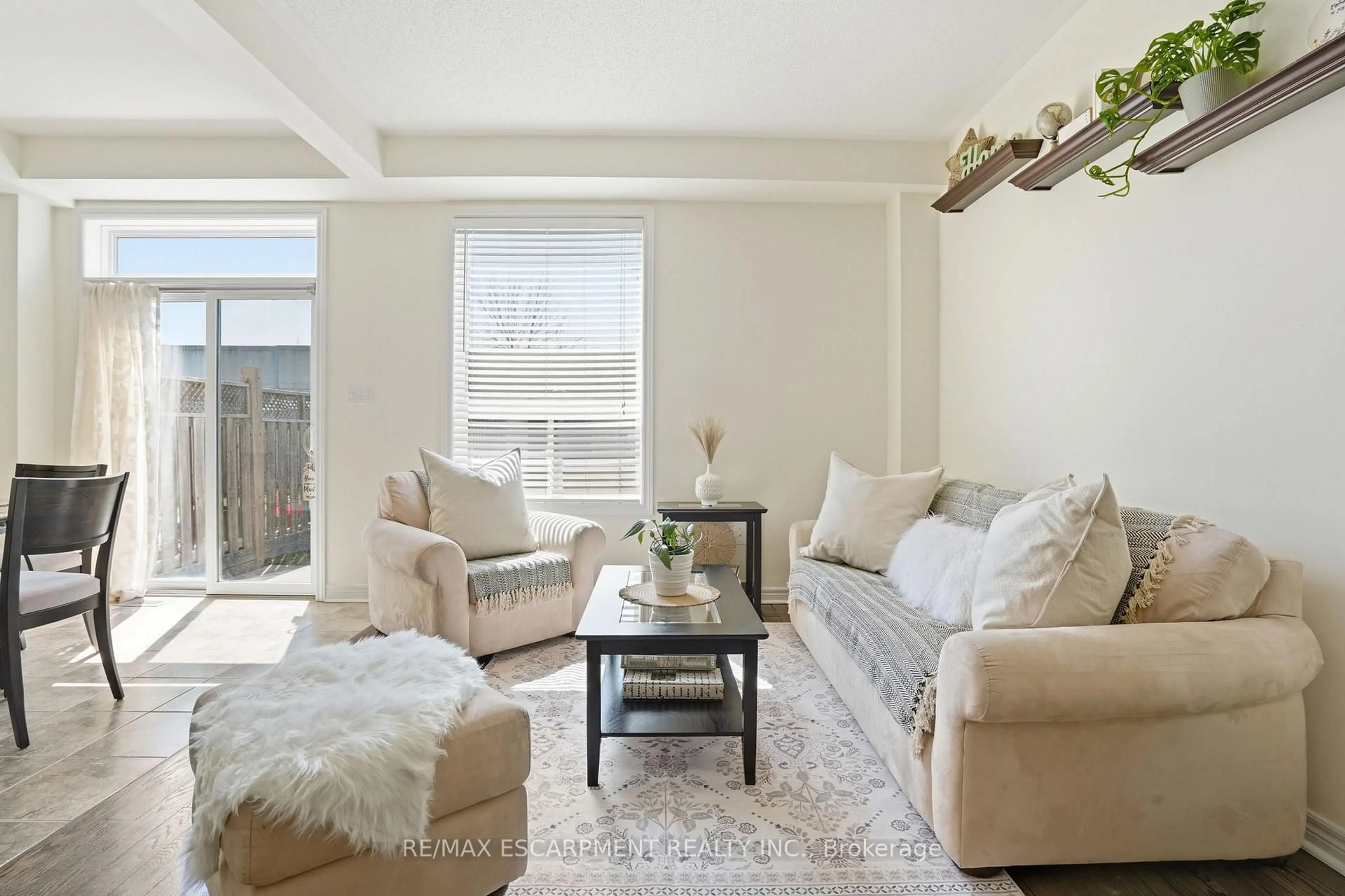 Living room with furniture, unknown for 13 Marina Point Cres, Hamilton Ontario L8E 0E4