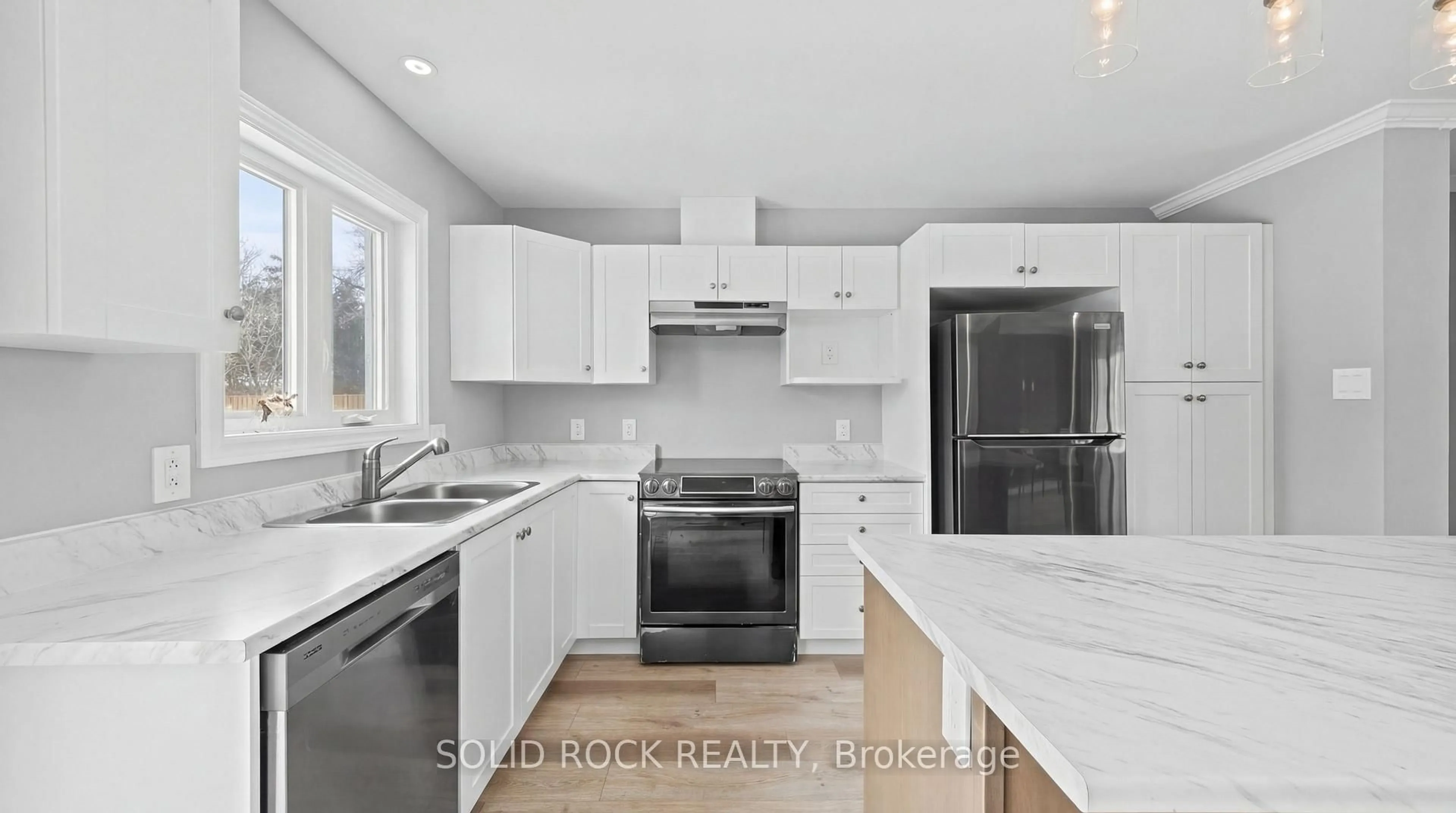 Open concept kitchen, unknown for 125 Norma St, Arnprior Ontario K7S 3A9