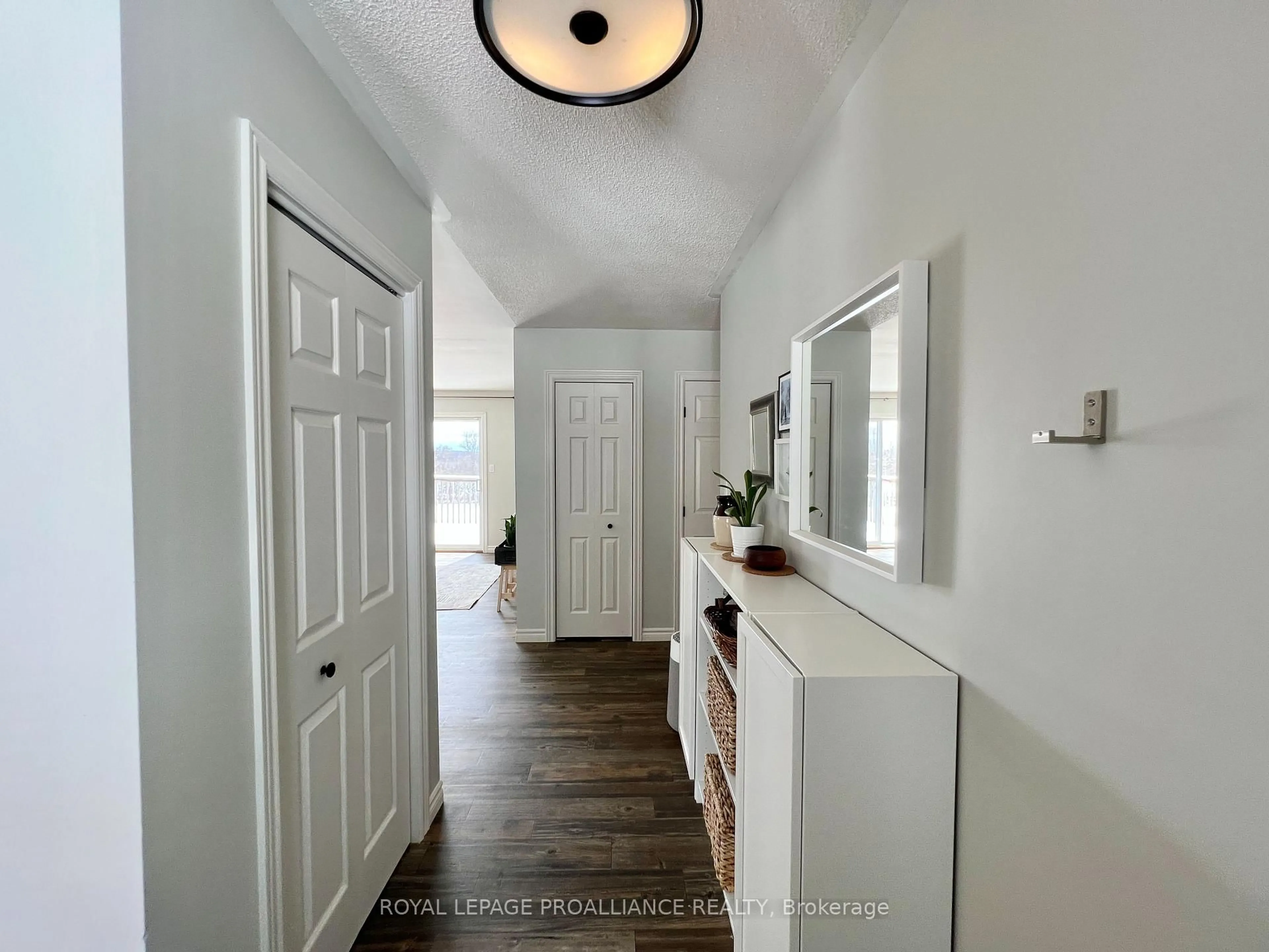 Indoor entryway for 1439 County Road 19, Prince Edward County Ontario K0K 1T0