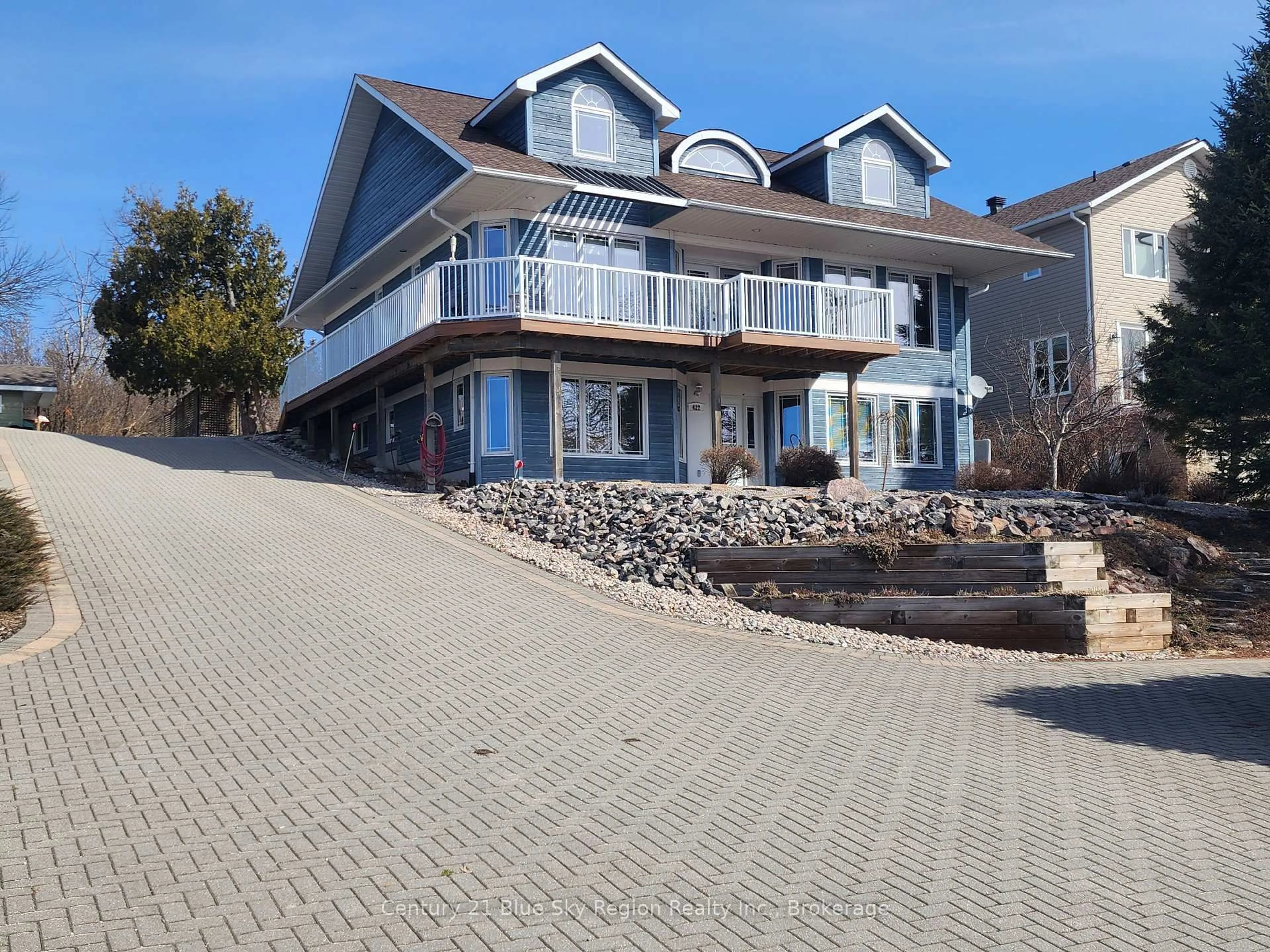 A pic from outside/outdoor area/front of a property/back of a property/a pic from drone, unknown for 422 Osprey Cres, Callander Ontario P0H 1H0