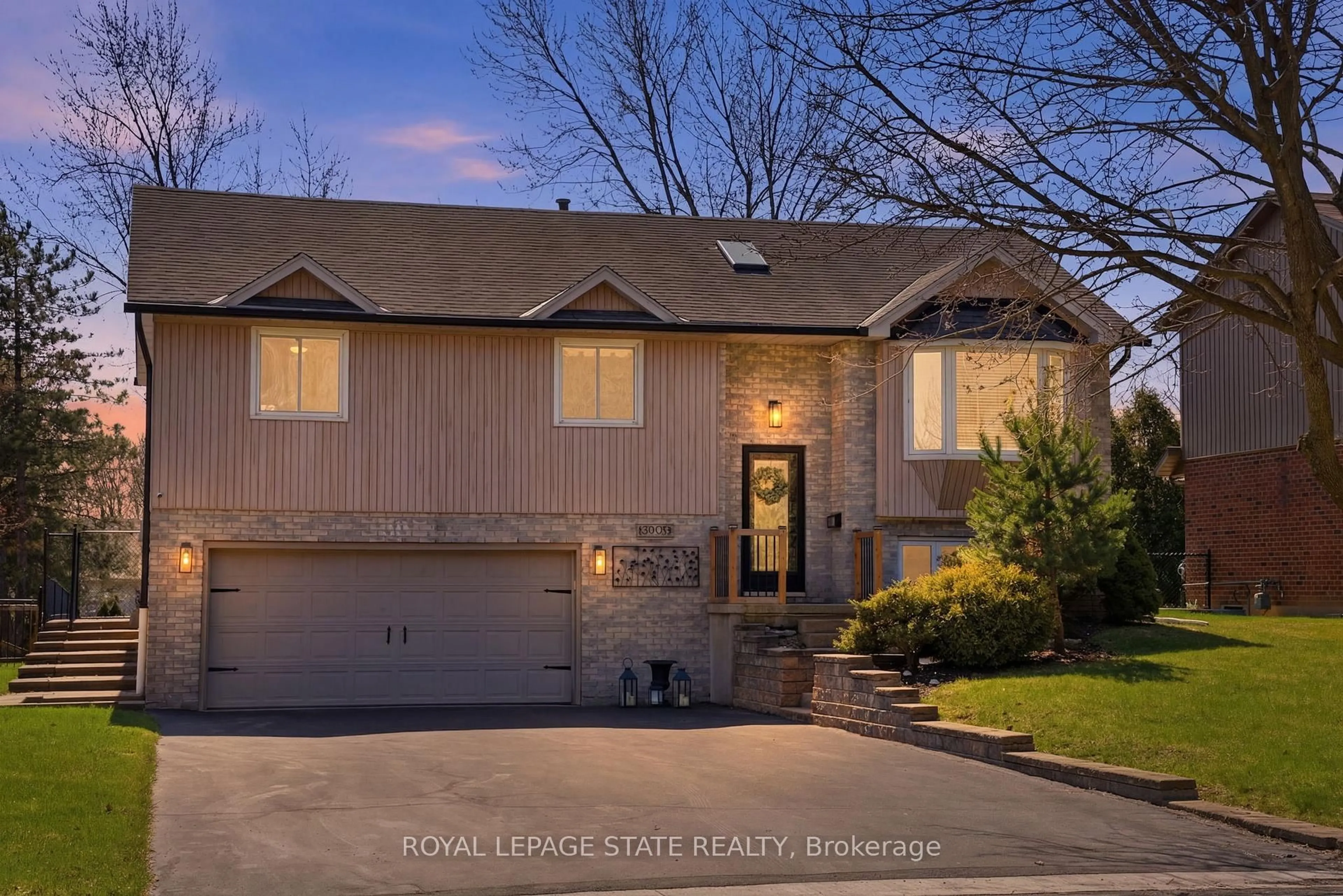 Home with brick exterior material, street for 303 Orkney St, Haldimand Ontario N3W 1A3