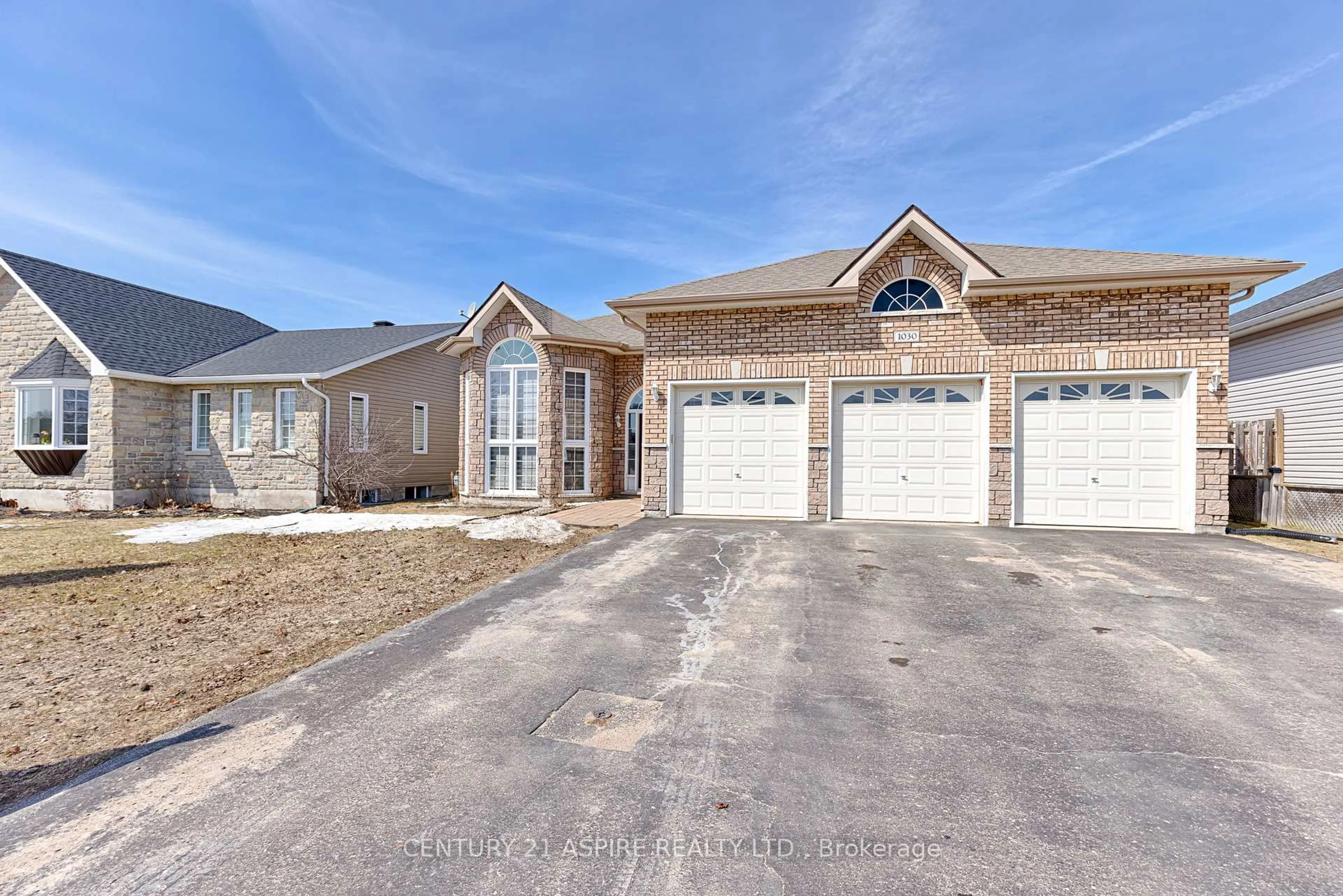 Home with brick exterior material, street for 1030 Limestone Tr, Petawawa Ontario K8H 0A5