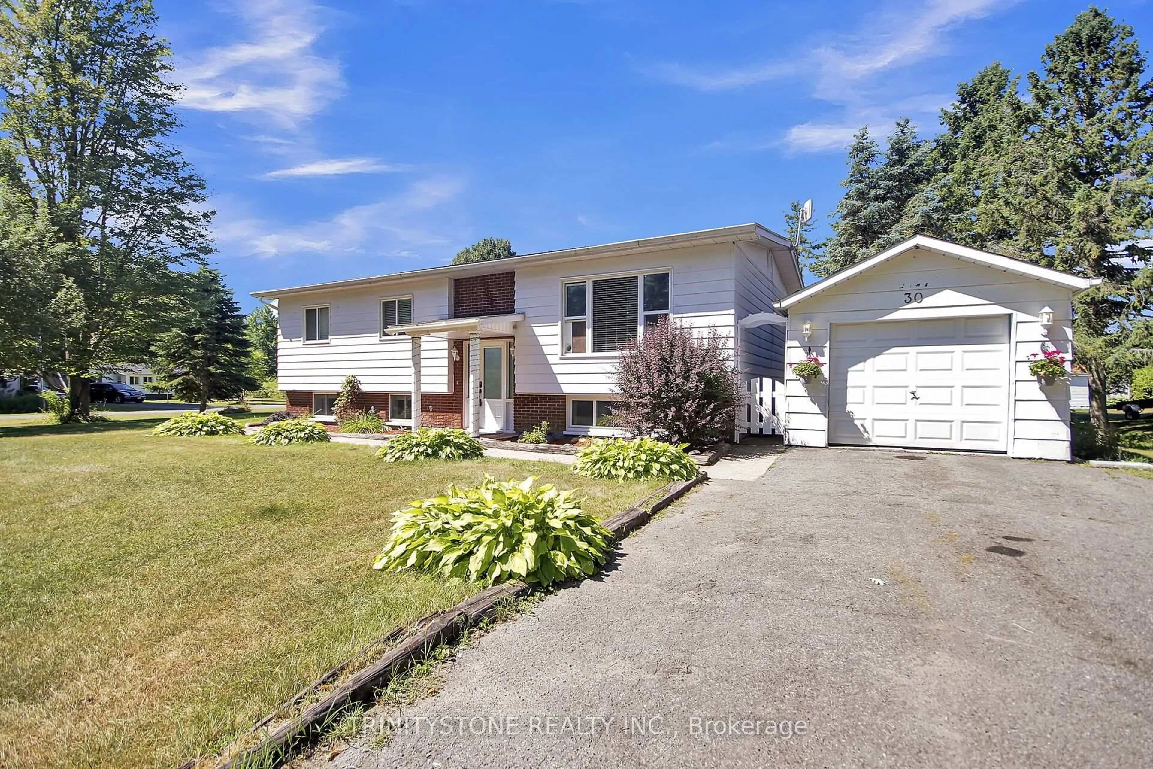 A pic from outside/outdoor area/front of a property/back of a property/a pic from drone, street for 5620 Rockdale Rd #30, Vars Ontario K0A 3H0