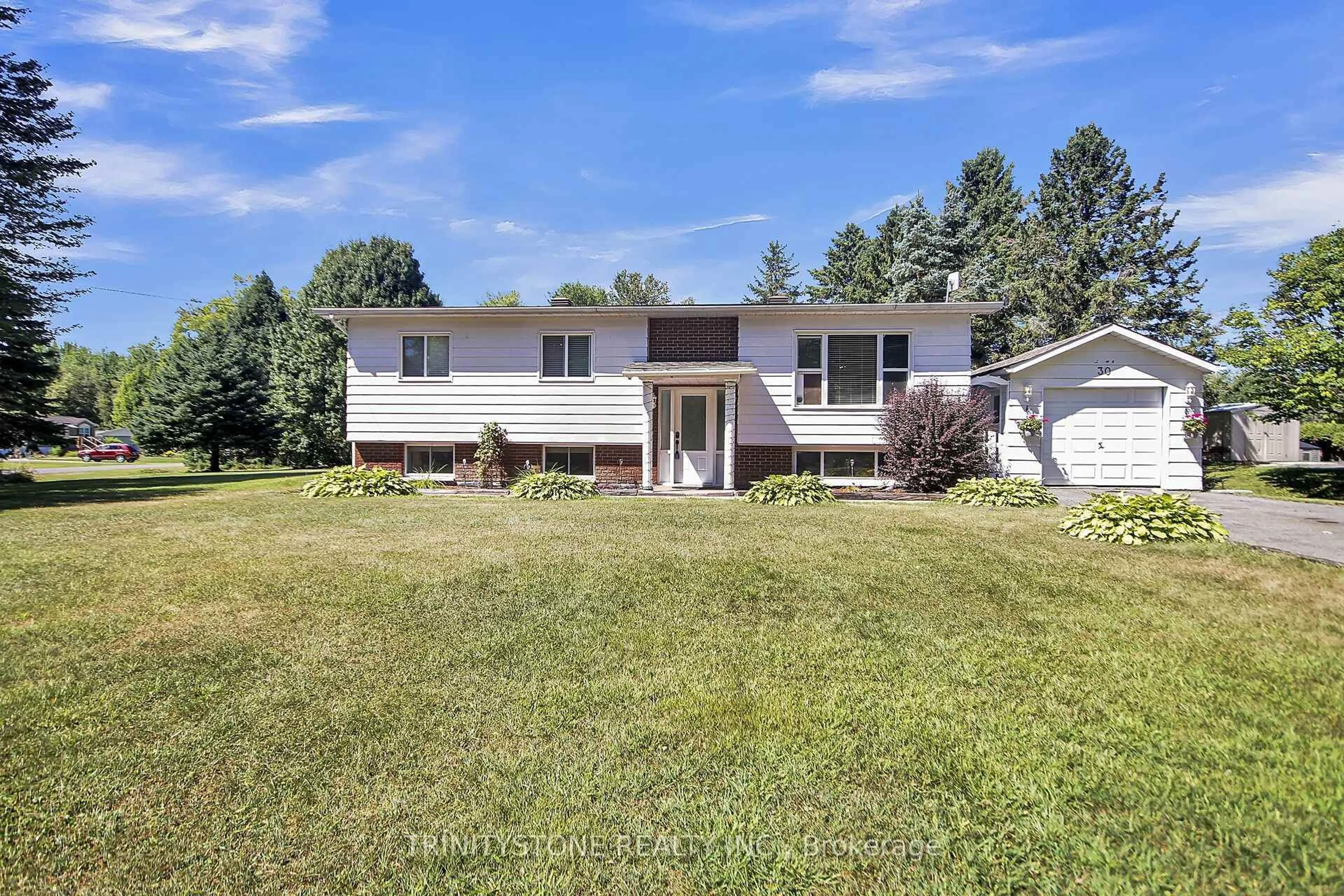 A pic from outside/outdoor area/front of a property/back of a property/a pic from drone, unknown for 5620 Rockdale Rd #30, Vars Ontario K0A 3H0