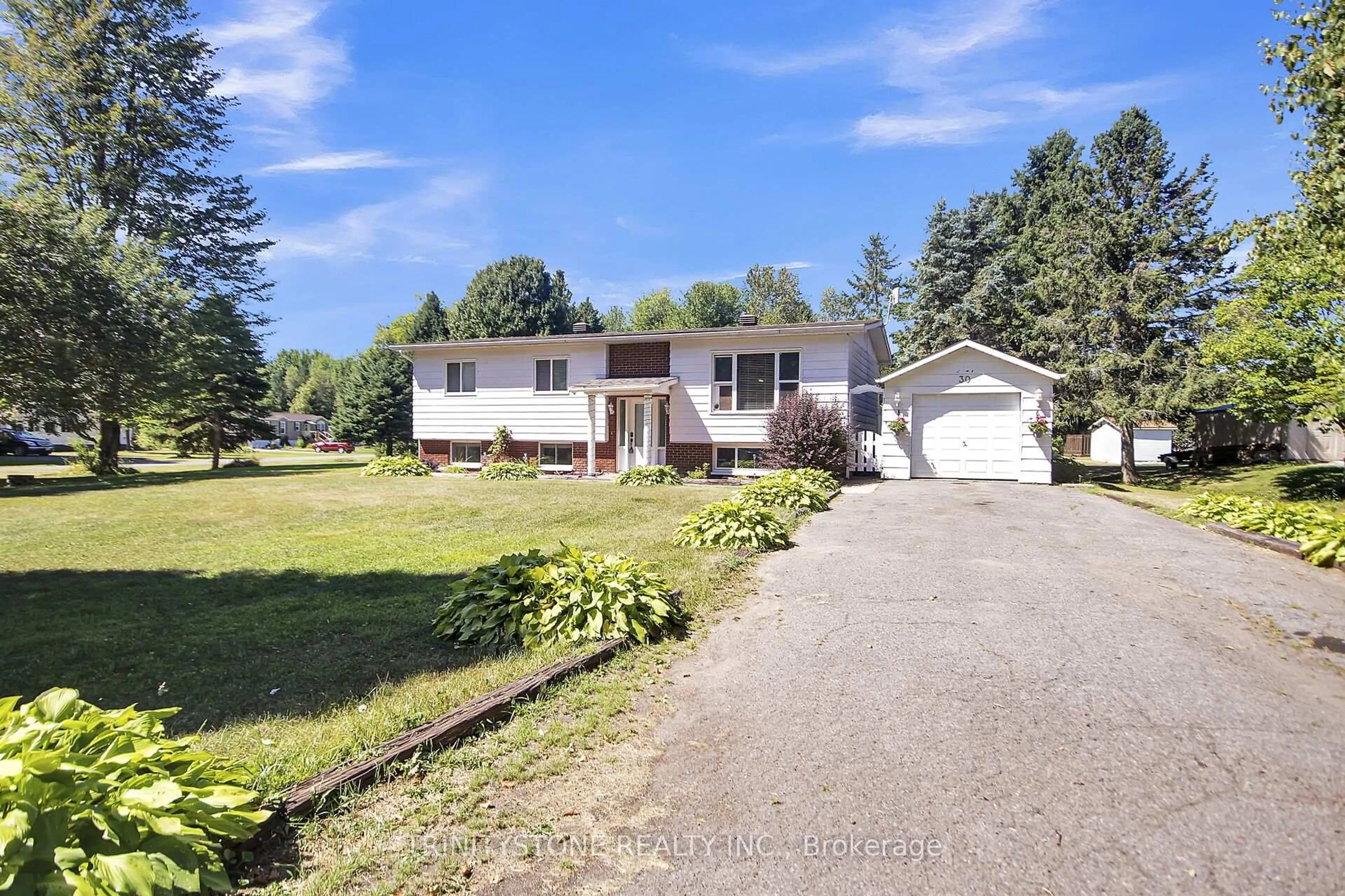 A pic from outside/outdoor area/front of a property/back of a property/a pic from drone, street for 5620 Rockdale Rd #30, Vars Ontario K0A 3H0